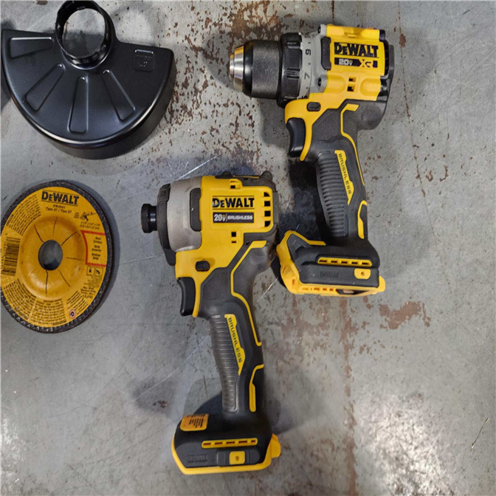 HOUSTON LOCATION - AS-IS DEWALT 3 TOOL COMBO KIT W/ (2) BATTERY & CHARGER