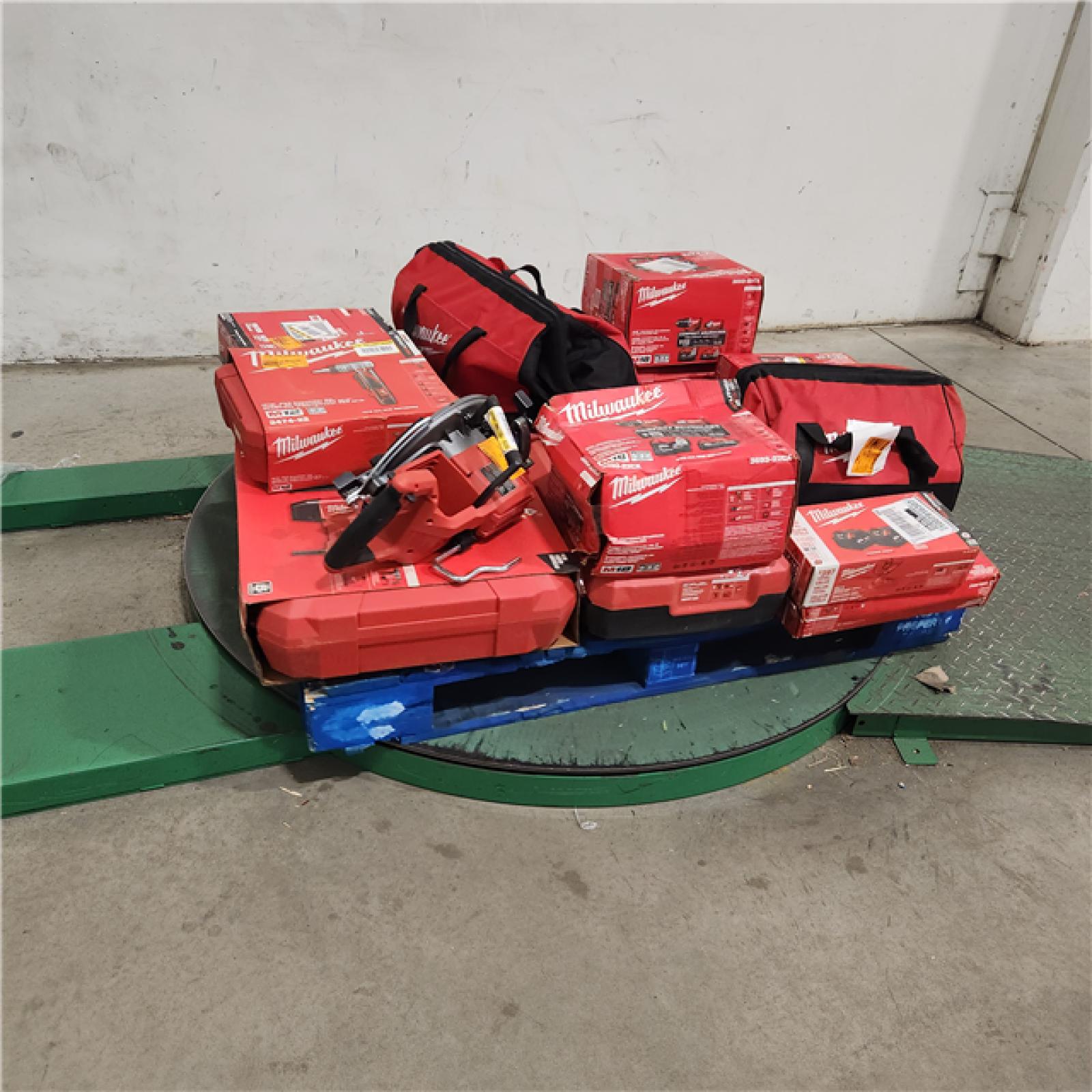 Dallas Location - As-Is MILWAUKEE Tool Pallet