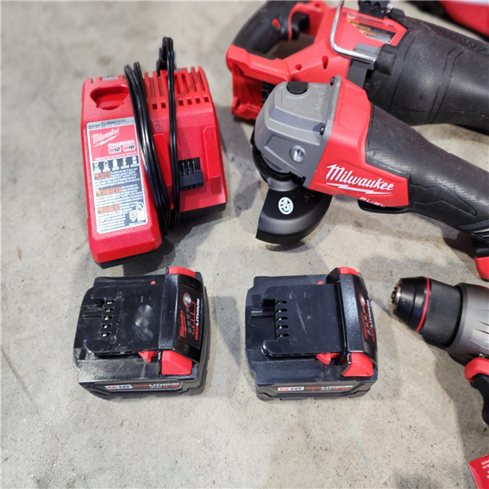 HOUSTON LOCATION - AS-IS MILWAUKEE 6 TOOL KIT