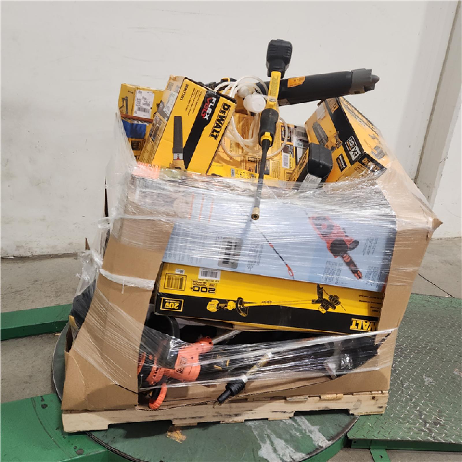 Dallas Location - As-Is DEWALT Tool Pallet