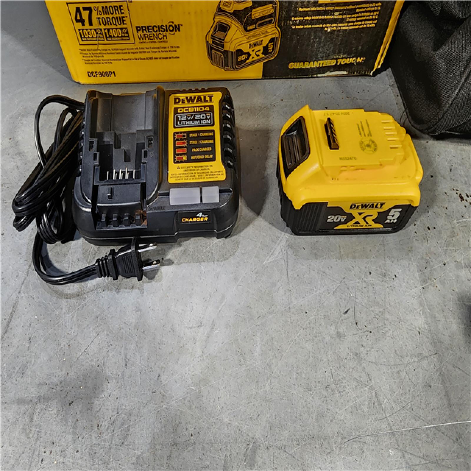 HOUSTON LOCATION - AS-IS DEWALT 20V MAX* XR 1/2  High Torque Impact Wrench with Hog Ring Anvil