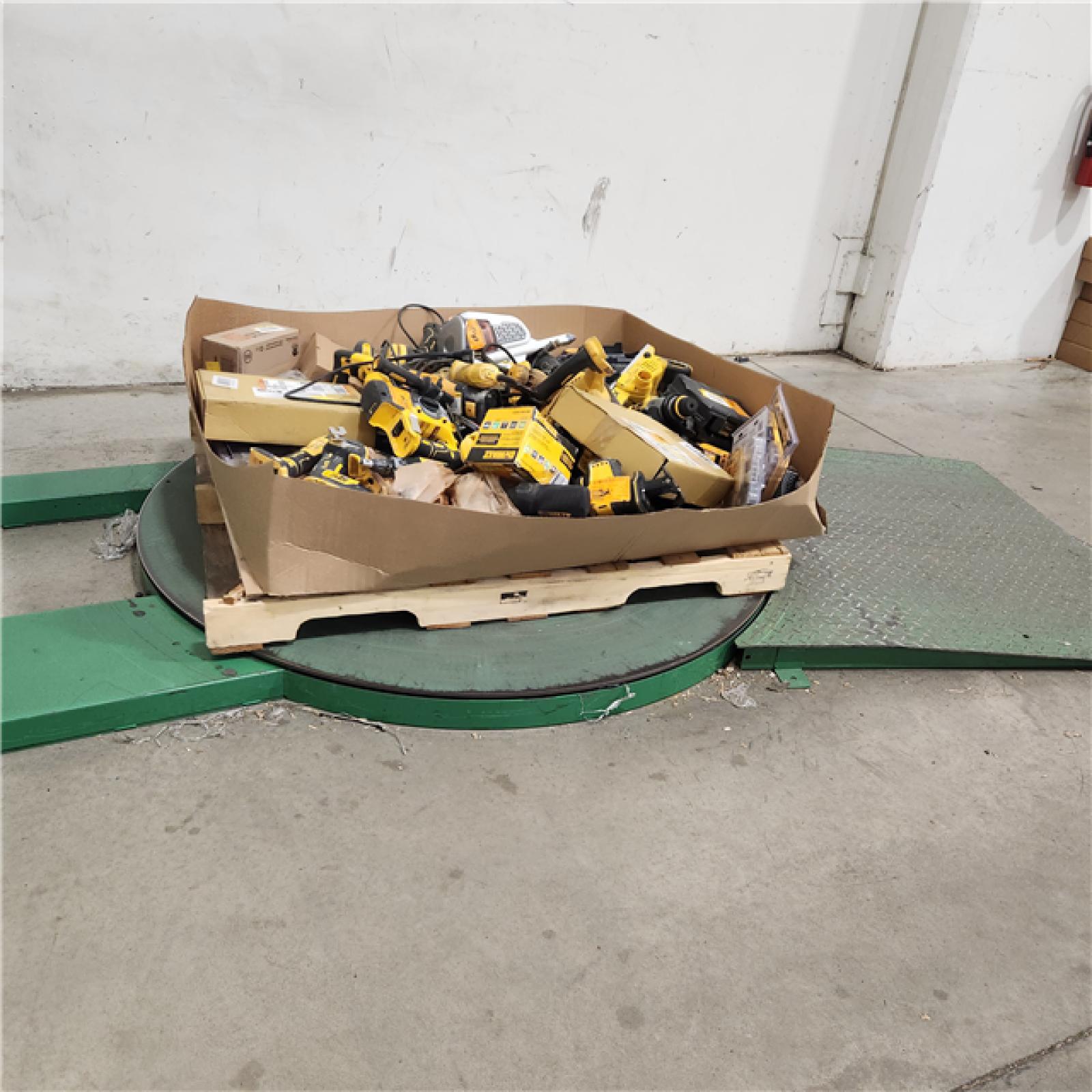 Dallas Location - As-Is DEWALT Tool Pallet