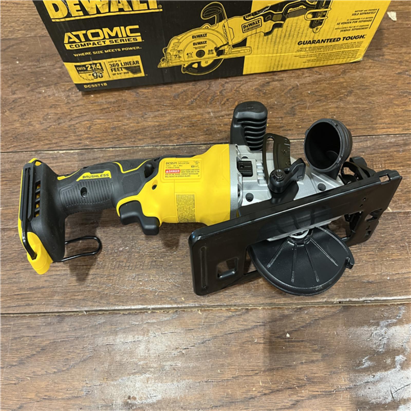 AS-ISDEWALT ATOMIC 20V MAX Cordless Brushless 4-1/2 in. Circular Saw (Tool Only)