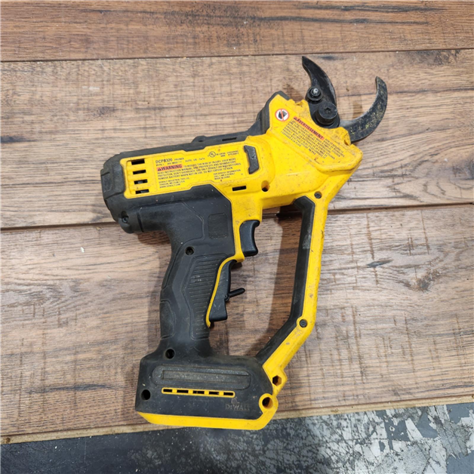 AS-IS DEWALT 20V MAX Cordless Battery Powered Pruner (Tool Only)