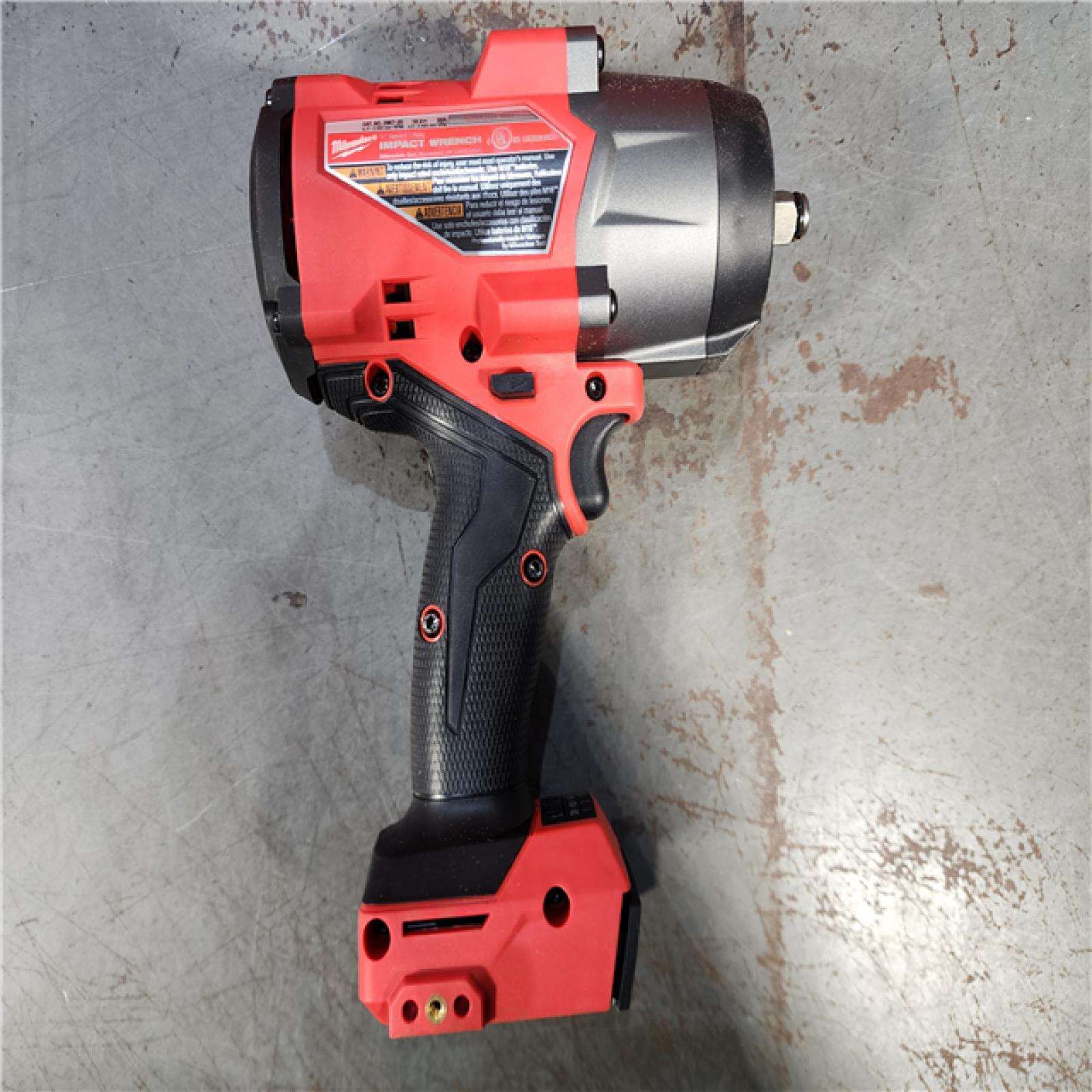 HOUSTON LOCATION - AS-IS (APPEARS LIKE NEW) Milwaukee M18 1/2 in. Cordless Brushless High Torque Impact Wrench Kit (Battery & Charger)