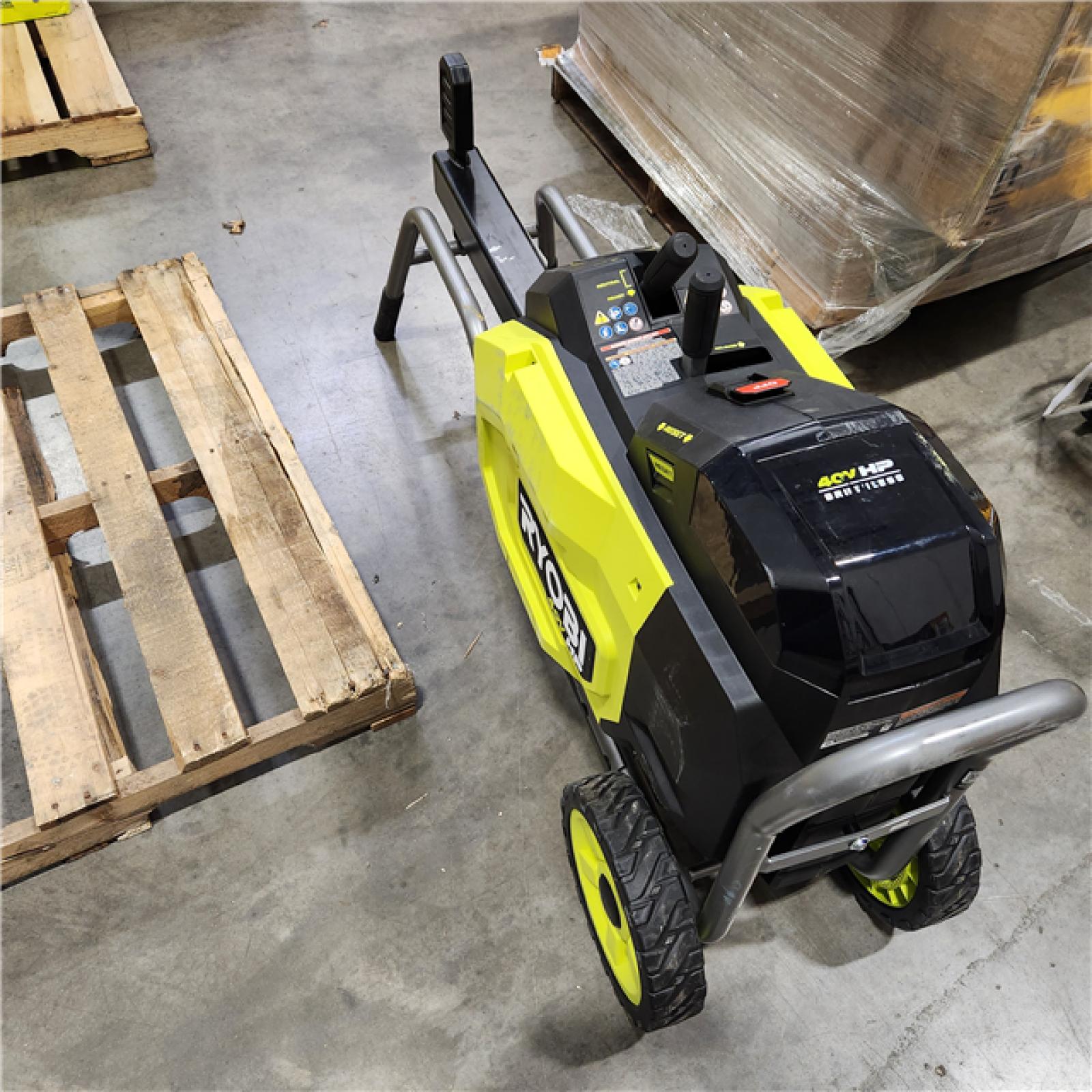 DALLAS LOCATION - AS-IS RYOBI 40V HP Brushless 12-Ton Kinetic Battery Electric Log Splitter Kit - 4.0Ah Battery and Charger Included