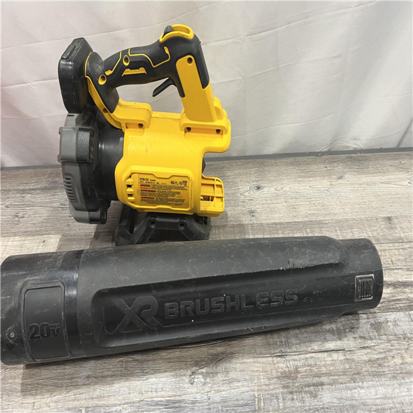 AS-IS DEWALT 20V MAX 125 MPH 450 CFM Brushless Cordless Battery Powered Blower (Tool Only)