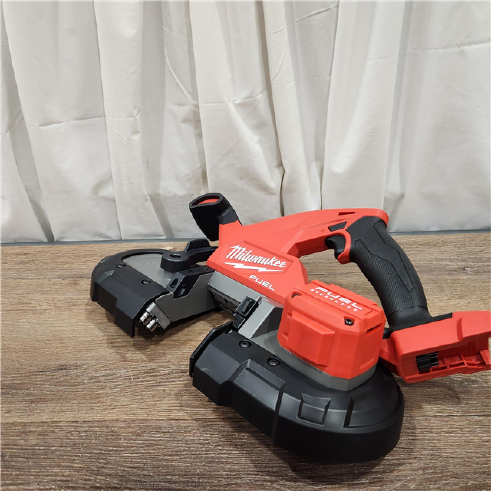 AS-IS Milwaukee M18 FUEL Compact Band Saw