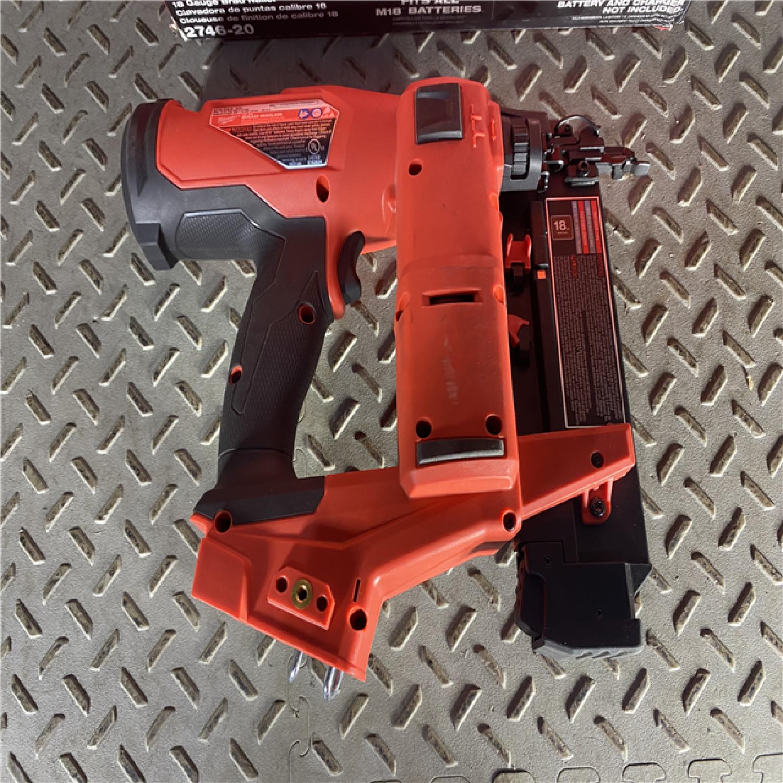 HOUSTON LOCATION - AS-IS Milwaukee M18 FUEL 18 Gauge Brad Nailer