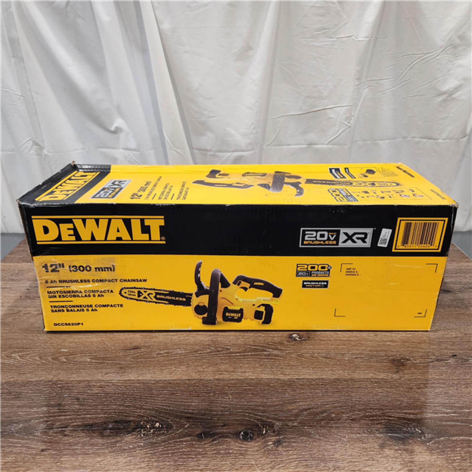 AS-IS Dewalt 7605686 12 in. 20V Battery Powered Chainsaw