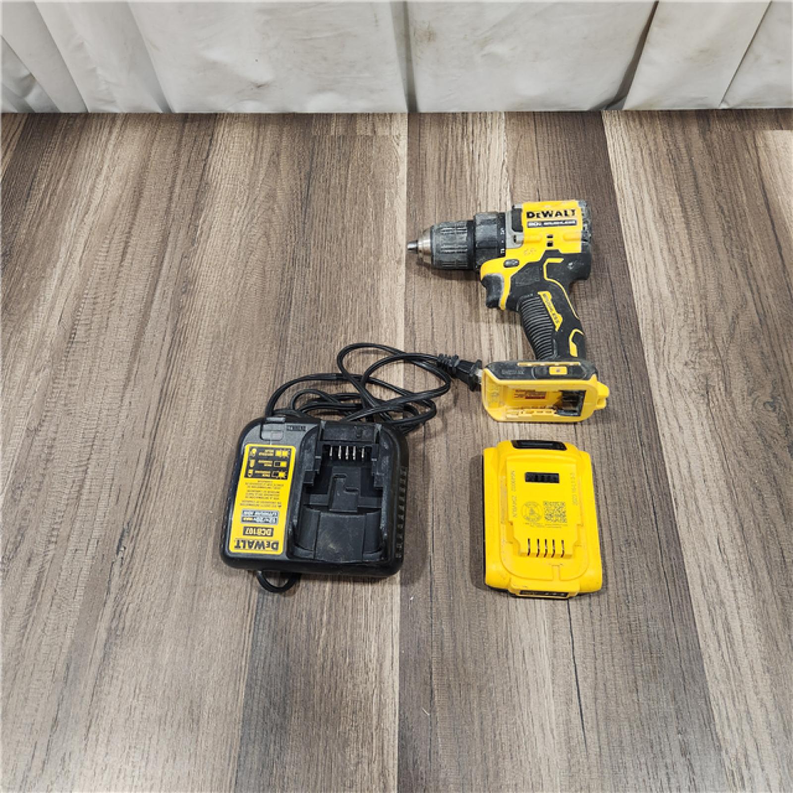 AS IS DeWalt ATOMIC COMPACT SERIESâ„¢ 20V MAX* Brushless Cordless 1/2 in. Drill/Driver