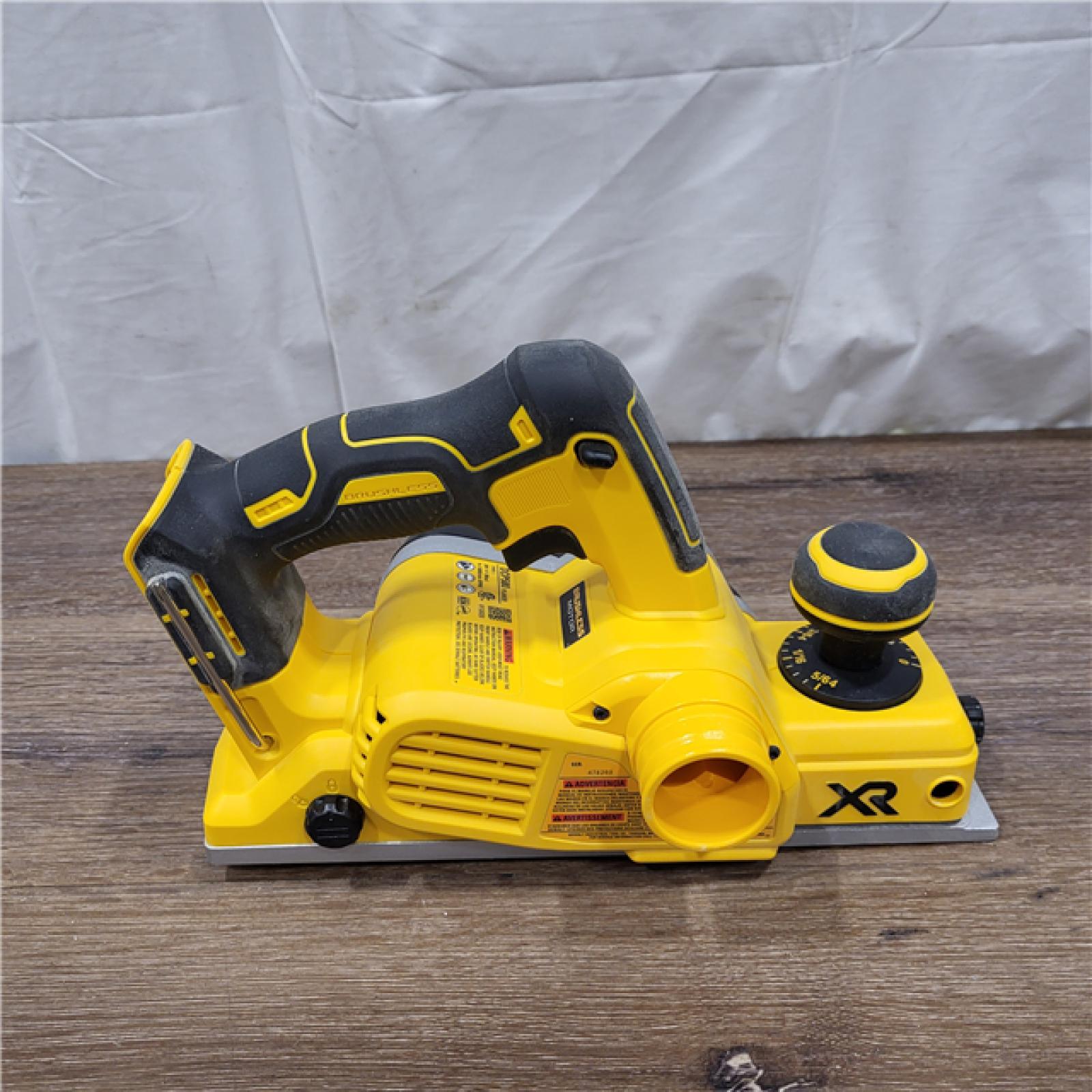 AS-IS DEWALT DCP580B 20V MAX Lithium Ion Brushless Planer