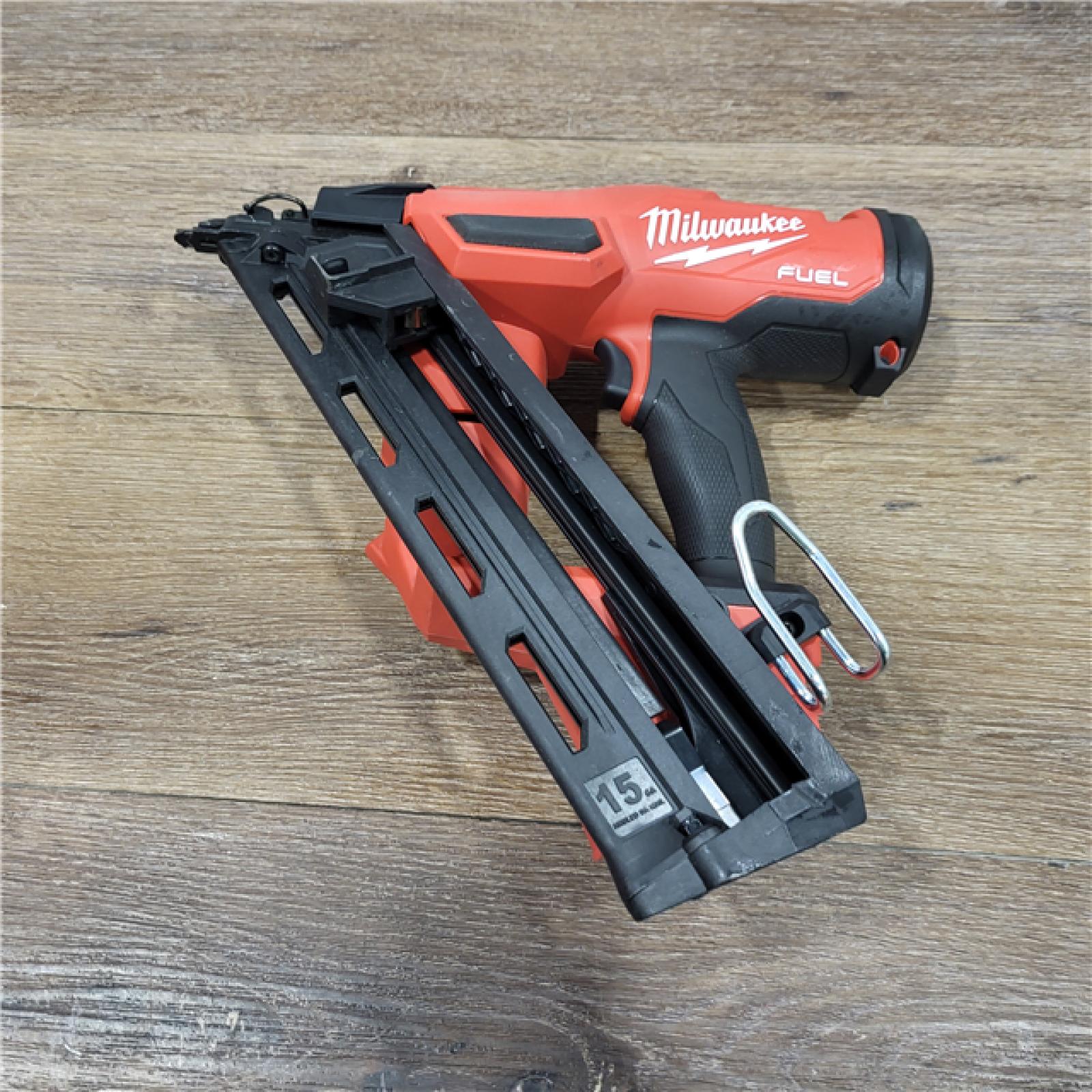 AS-IS Milwaukee 2839-20 M18 FUEL 15 Ga. 18 Volt Brushless Angled Finish Nailer