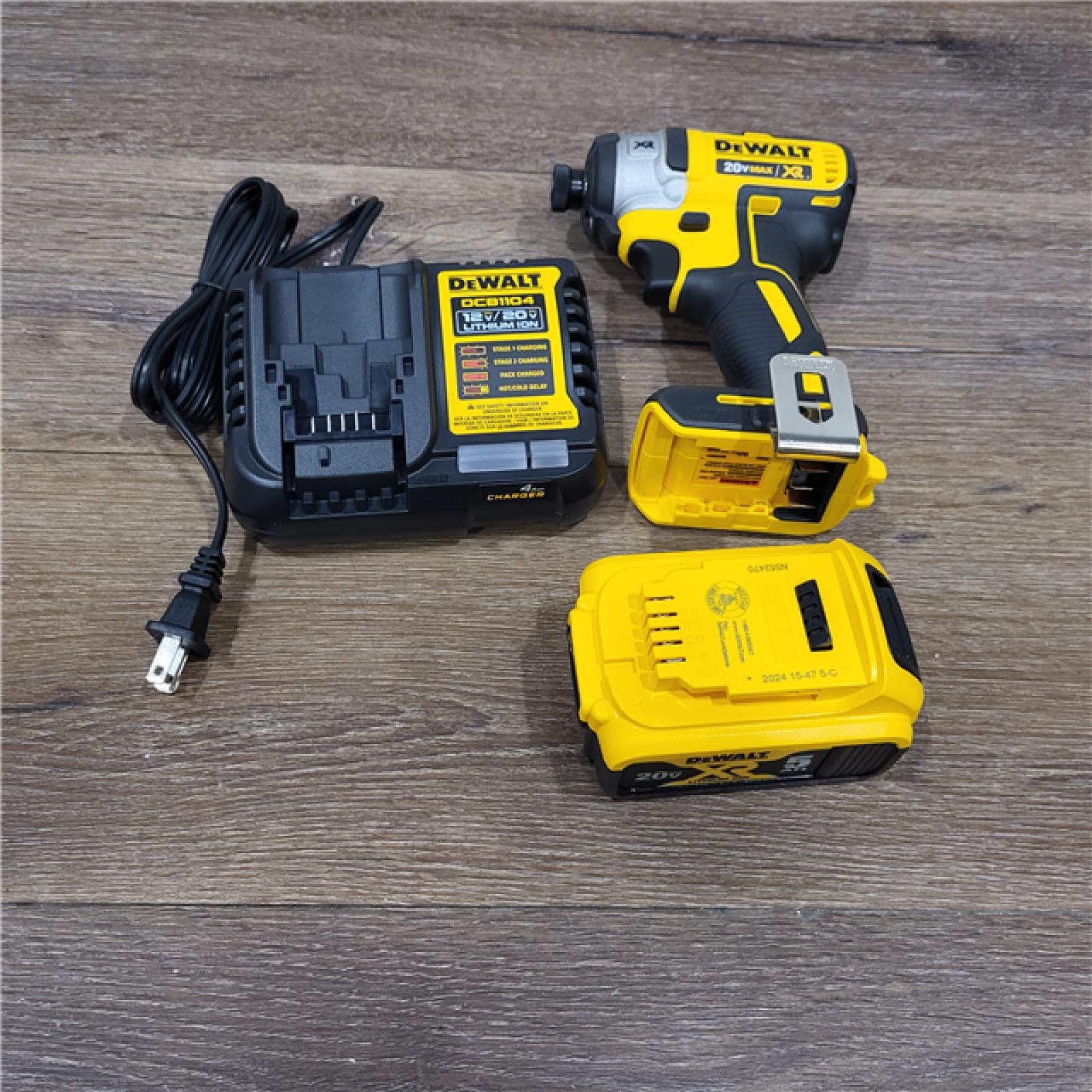 AS-IS DEWALT 20V MAX XR Cordless Brushless 3-Speed 1/4 in. Impact Driver KIT