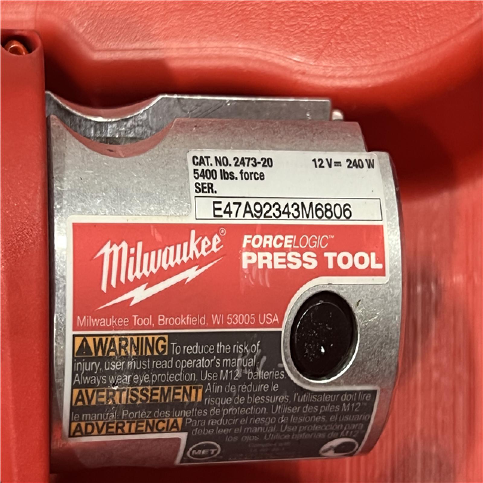 AS-IS Milwaukee M12 Force Logic Press Tool 1/2 in. to 1 in. Kit