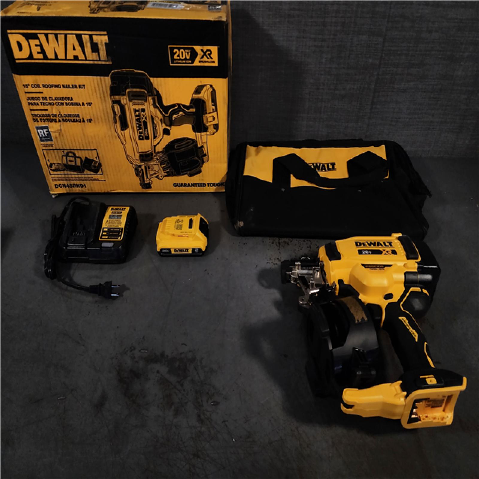 HOUSTON LOCATION - AS-IS DEWALT 2007898 Roofing Nailer Cordless