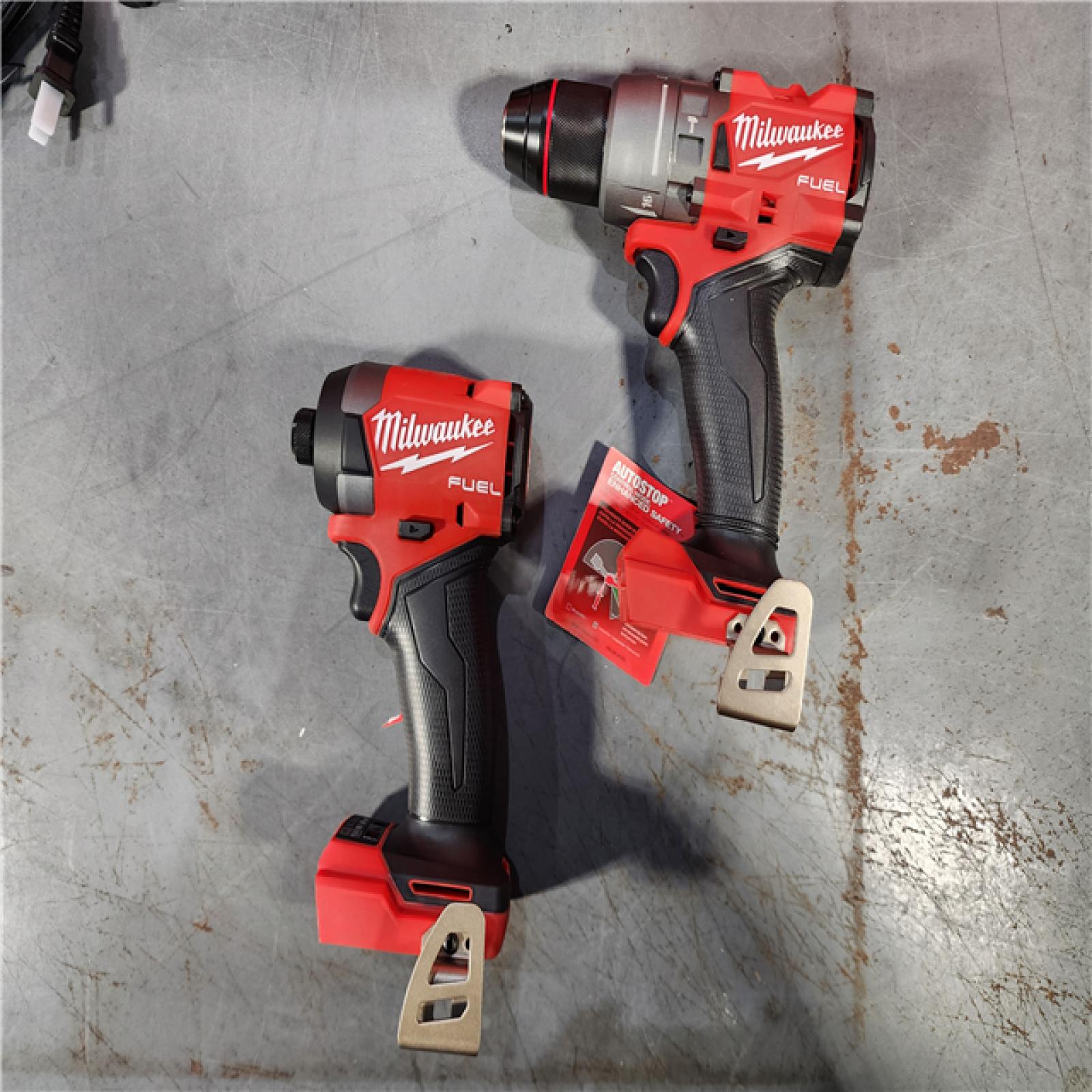 HOUSTON LOCATION - AS-IS (APPEARS LIKE NEW) Milwaukee 2697-22 M18 18-Volt 1/2-Inch 2-Tool Combo Kit Includes Charger, Battery (2) and Bag