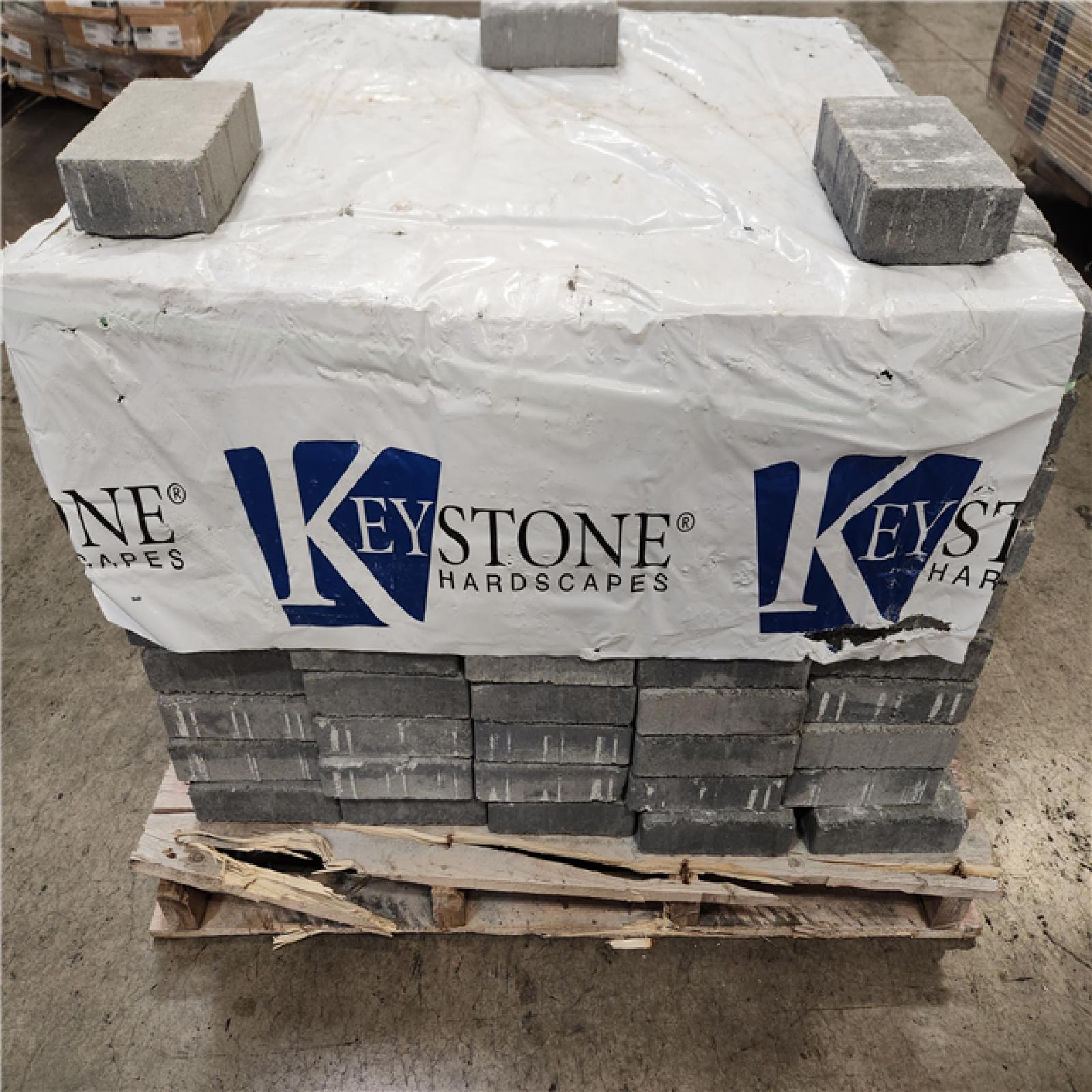 Phoenix Location Pavestone (Brand Rating: 4.2/5) Plaza 8.27 in. L x 5.51 in. W x 2.36 in. H Rectangle Granite Blend Concrete Paver (303-Pieces/96 sq. ft./Pallet)