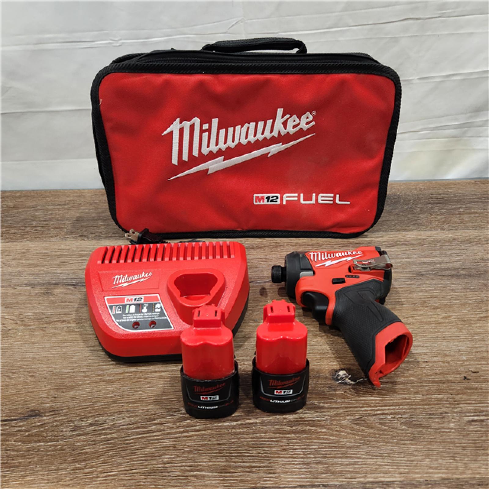 AS-IS Milwaukee 3453-22 M12 FUEL 12V 1/4 Hex Cordless Li-Ion Impact Driver Kit