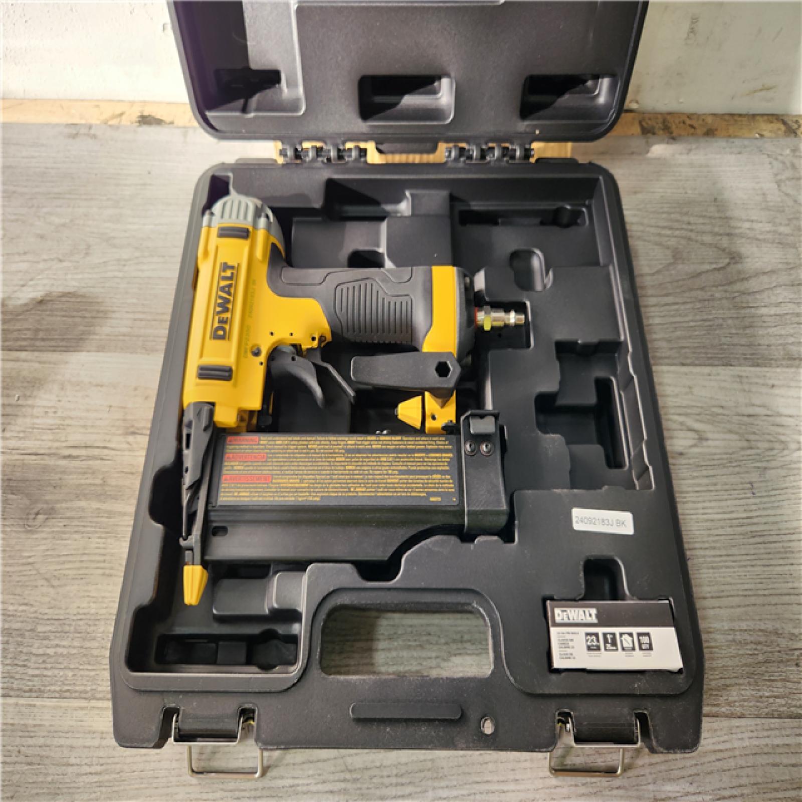 Phoenix Location DEWALT 23-Gauge 2 in. Pin Nailer