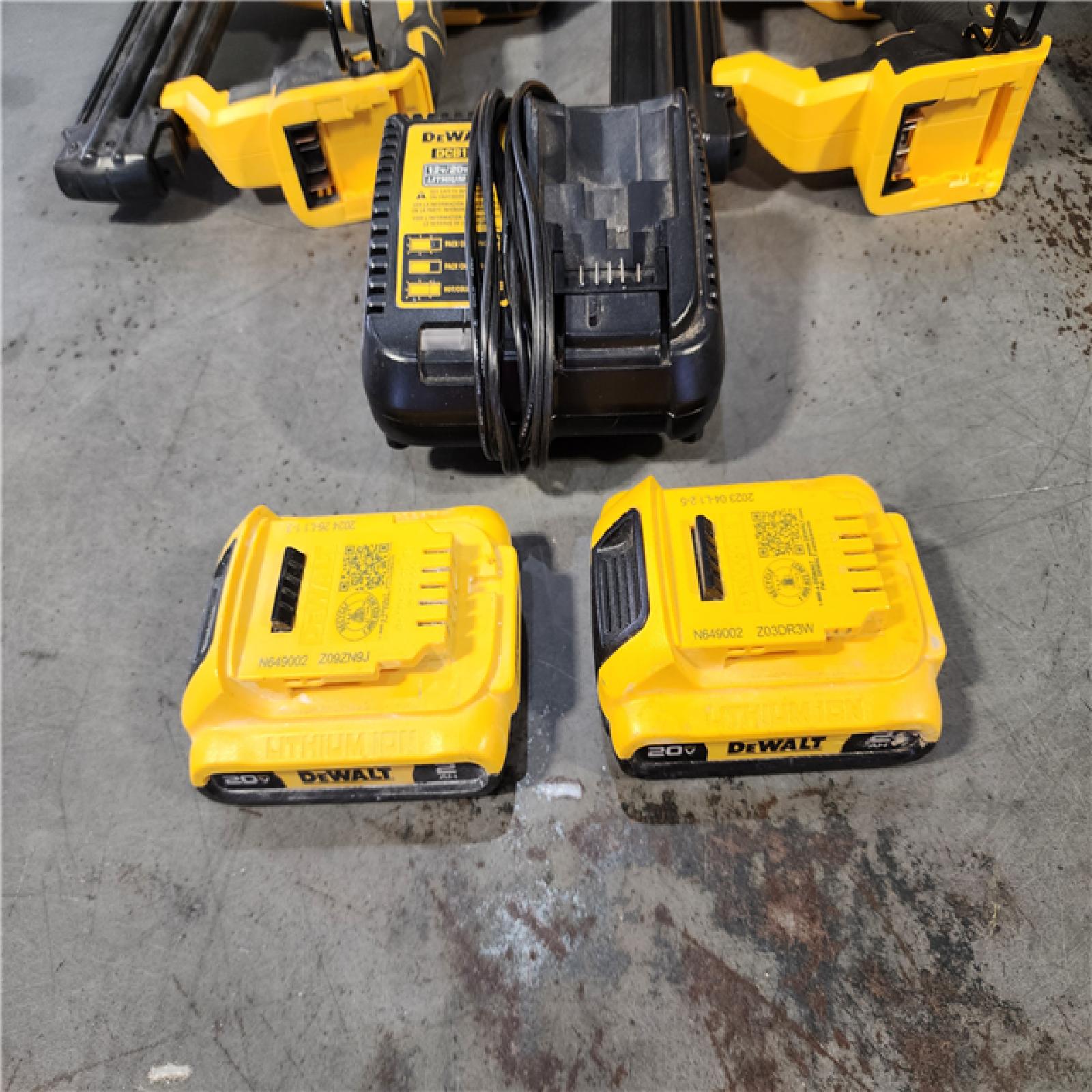 HOUSTON LOCATION - AS-IS (3) DEWALT 20V MAX XR 18 Gauge Brad Nailer Kit W/ (2) BATTERY & CHARGER