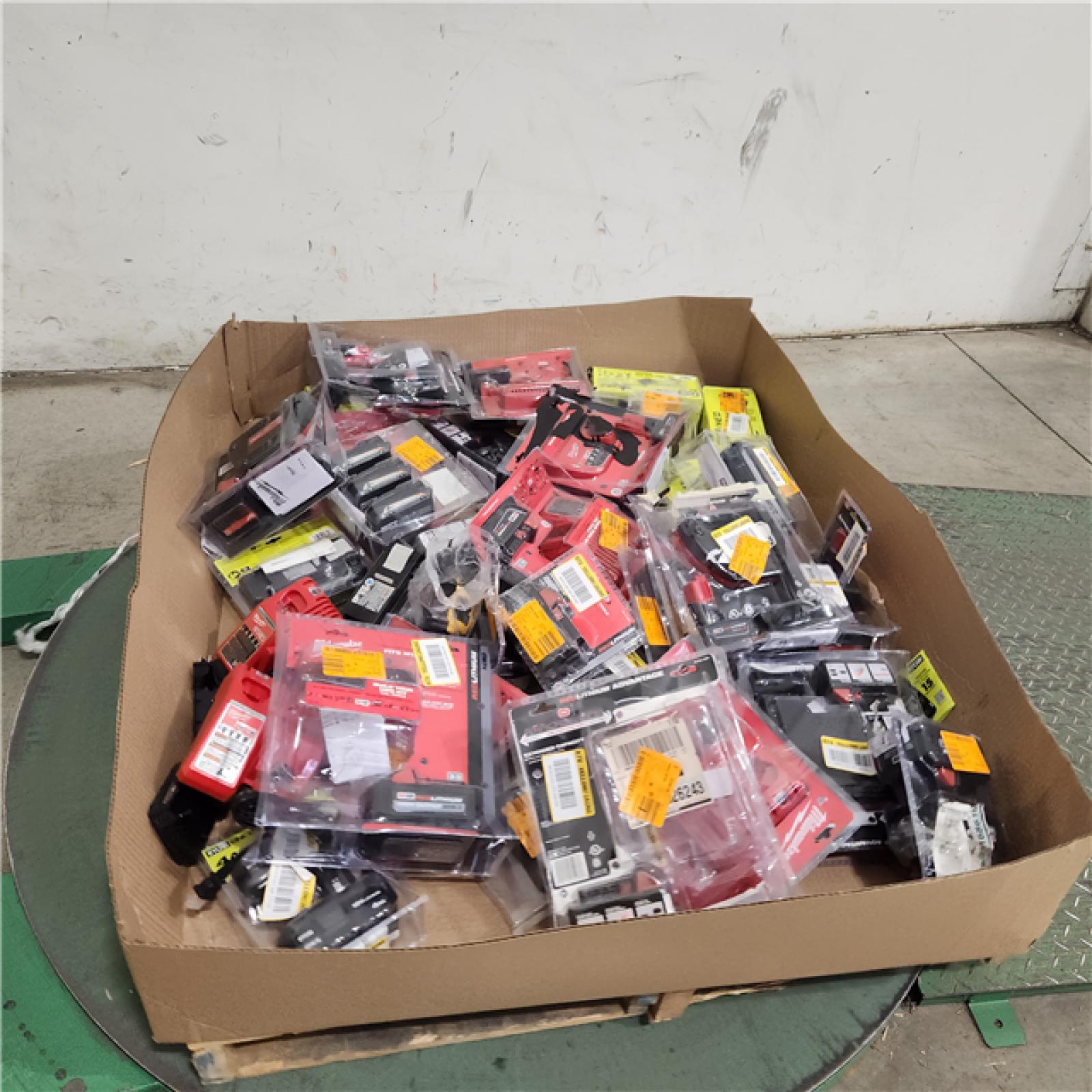 Dallas Location - As-Is Battery Tool Pallet