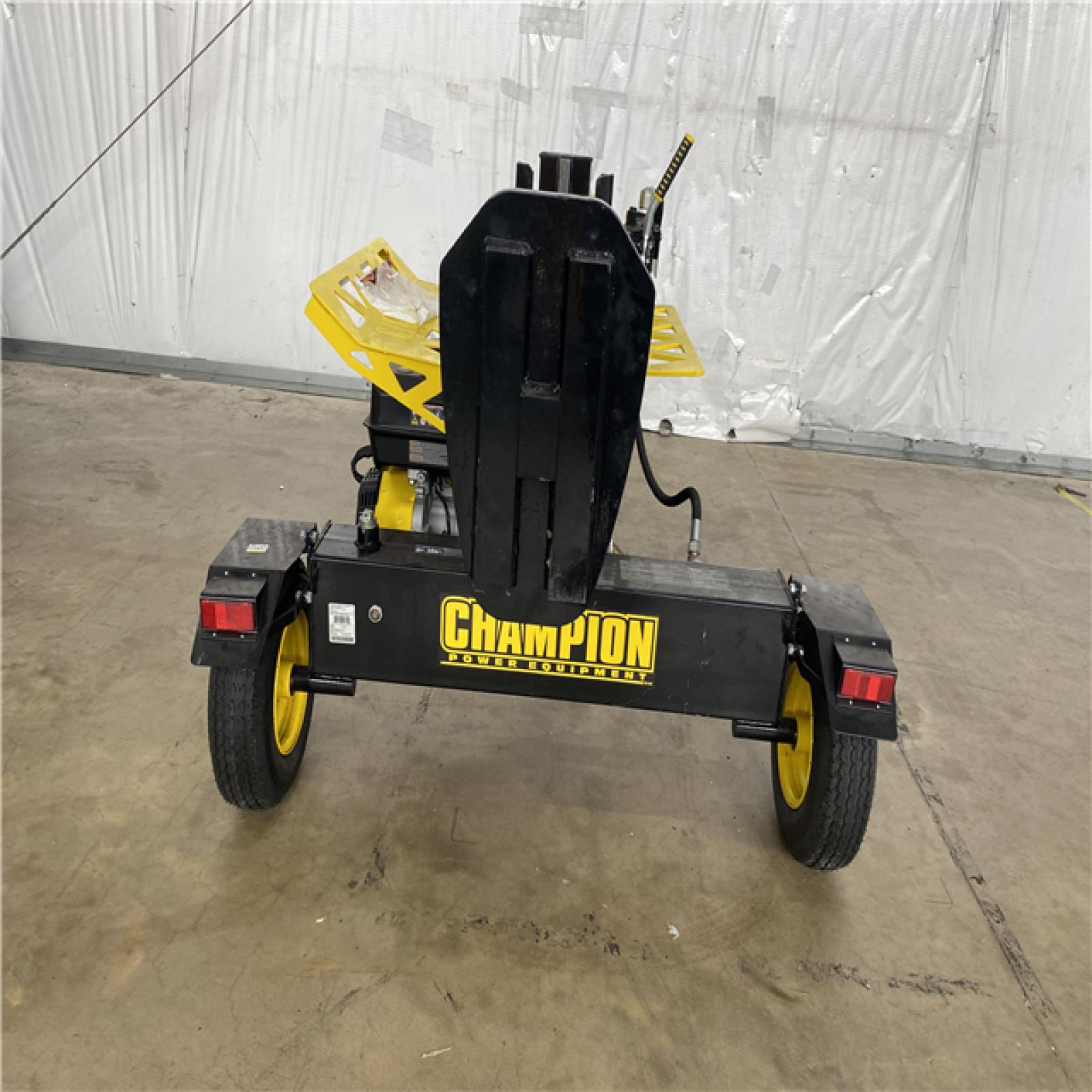 Houston Location - AS-IS CHAMPION POWER EQUIPMENT WOOD CHIPPER SHREDDER 37 Ton