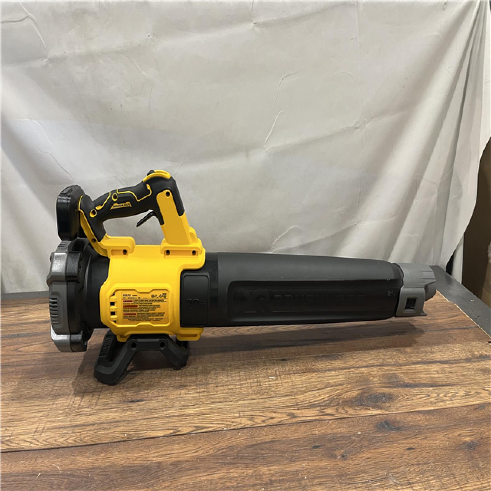 AS-IS DeWalt Brushless Cordless Battery Powered Handheld Leaf Blower KIT ( TOOL ONLY )