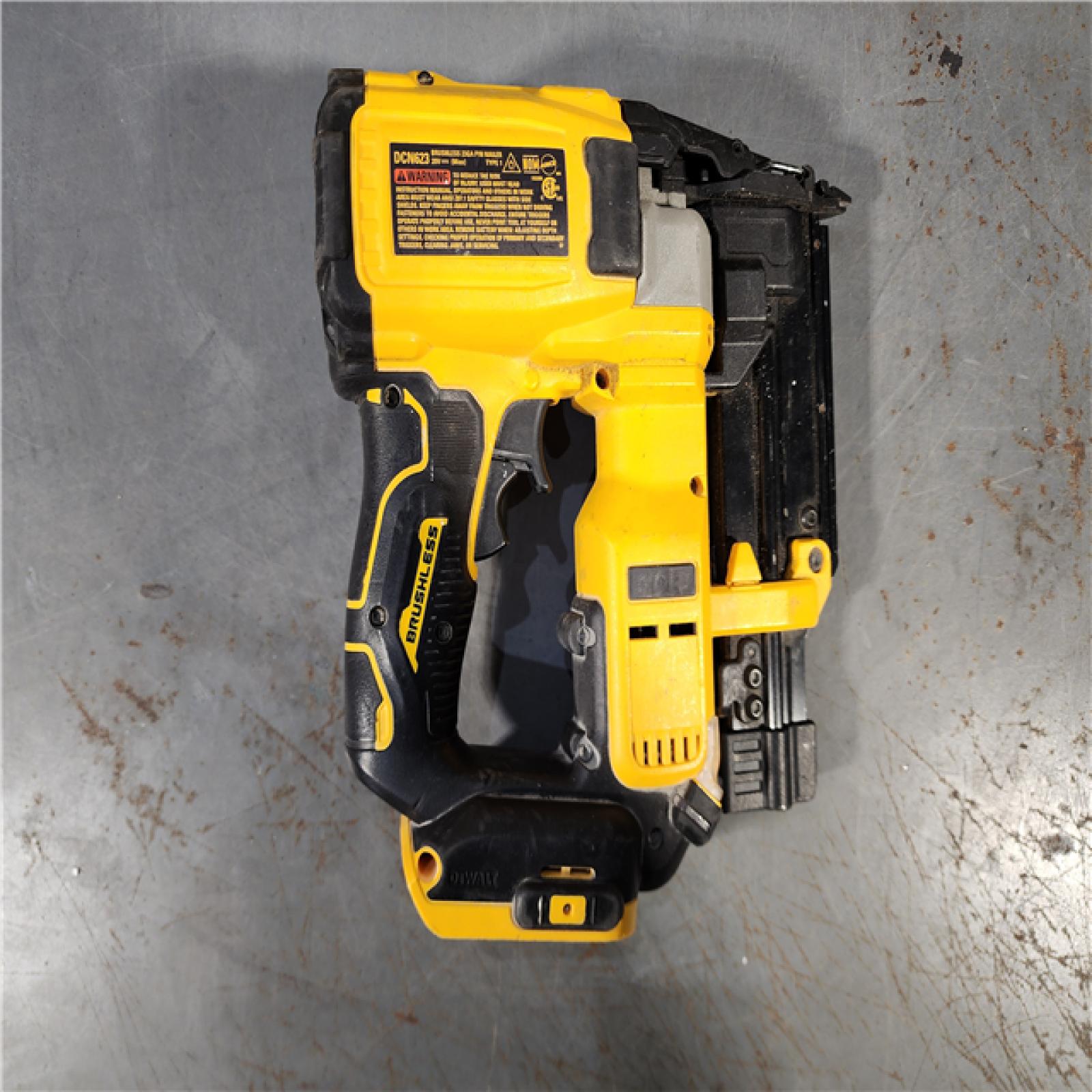 HOUSTON LOCATION - AS-IS DEWALT ATOMIC 20V MAX Lithium Ion Cordless 23 Gauge Pin Nailer Kit with 2.0Ah Battery and Charger