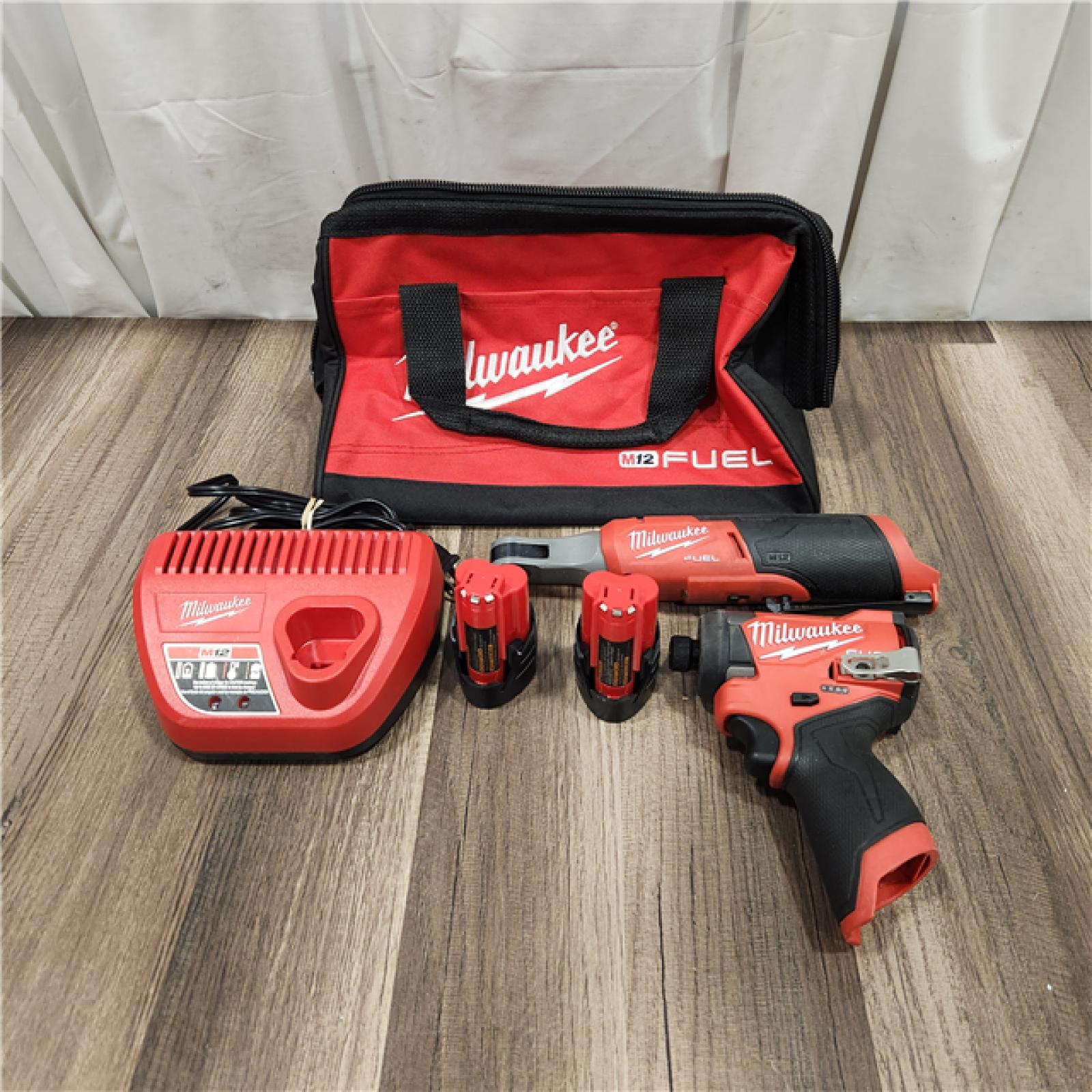 AS IS Milwaukee 3453-22HSR M12 FUEL 12V Lithium-Ion Cordless 3/8 in. Ratchet and 1/4 in. Impact Driver Kit