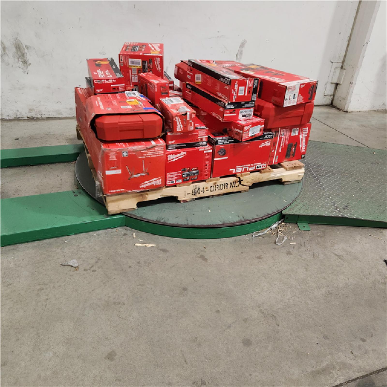 Dallas Location - As-Is MILWAUKEE Tool Pallet