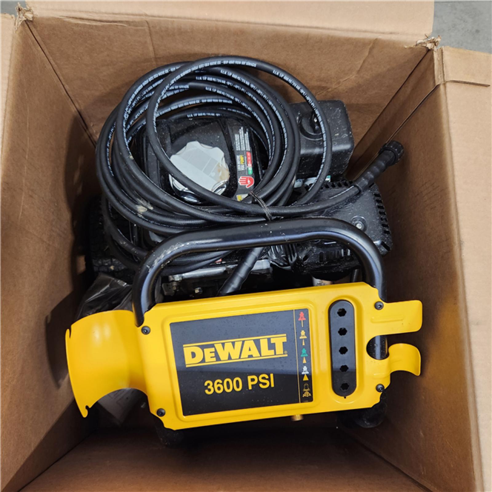 Dallas Location - As-Is DEWALT 3600 PSI 2.5 GPM Gas Pressure Washer