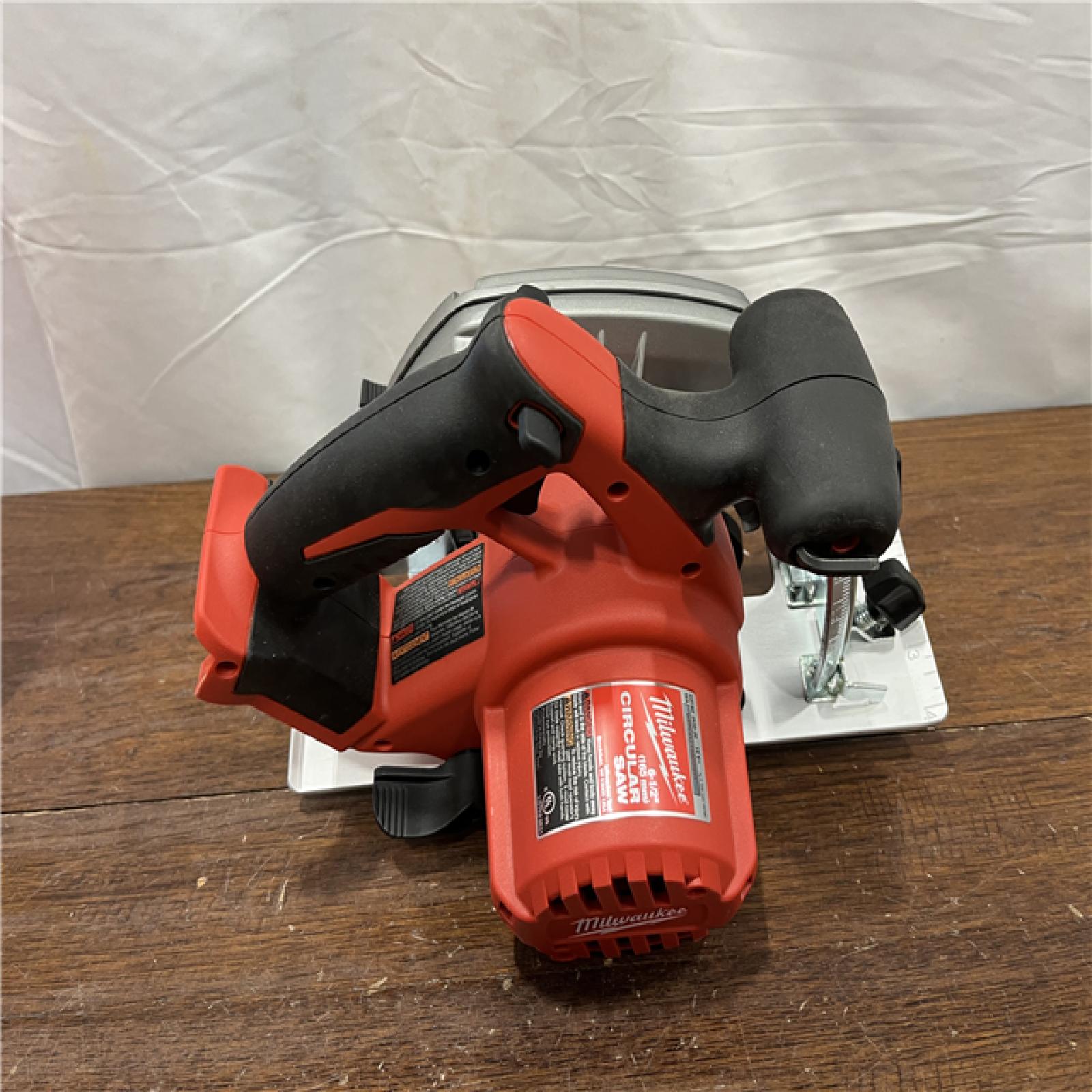 AS-ISM18 FUEL 18V Lithium-Ion Brushless Cordless 6-1/2 in. Circular Saw (Tool-Only)