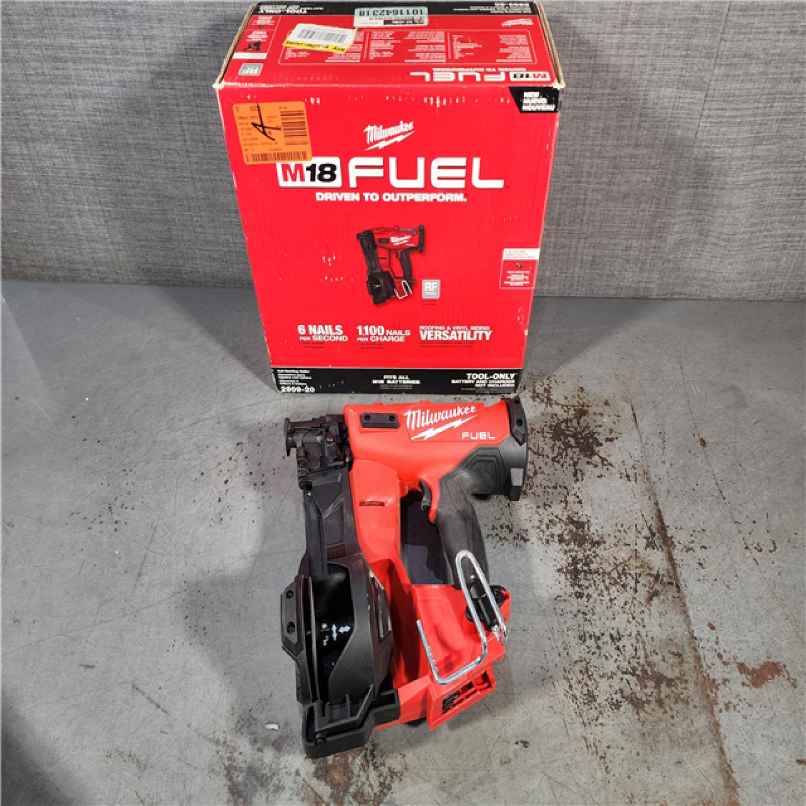 HOUSTON LOCATION - AS-IS M18 FUEL 18-Volt Lithium-Ion Brushless Cordless Coil Roofing Nailer (Tool Only)