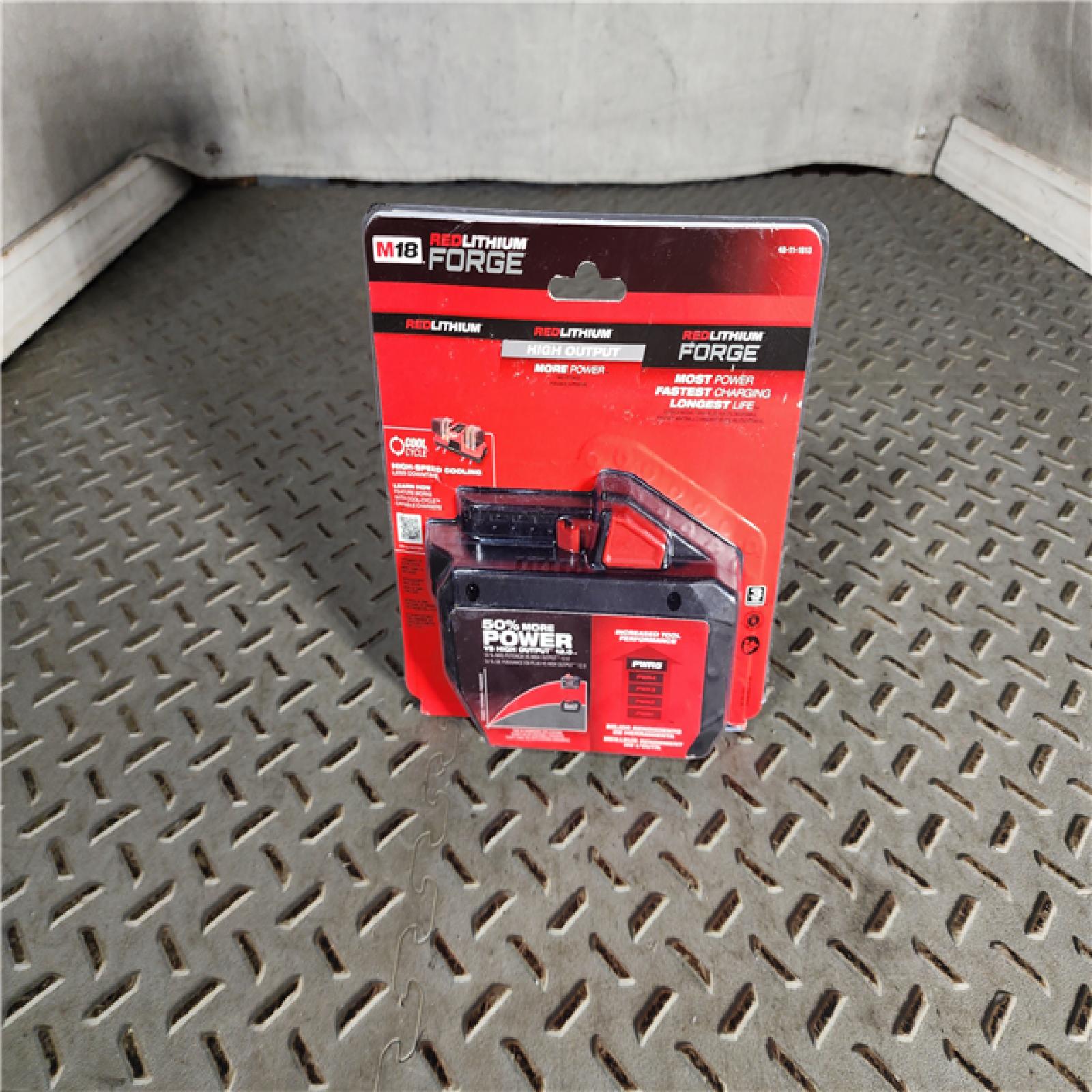 HOUSTON LOCATION - AS-IS (NEW) Milwaukee 48-11-1813 M18 REDLITHIUM FORGE High Output 12.0Ah Battery Pack