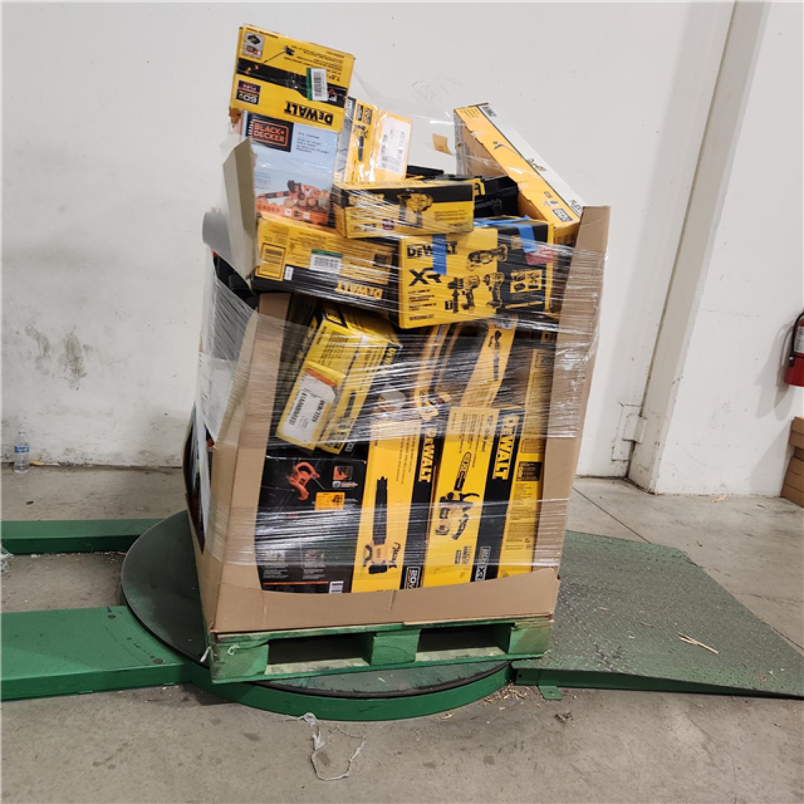 Dallas Location - As-Is DEWALT Tool Pallet