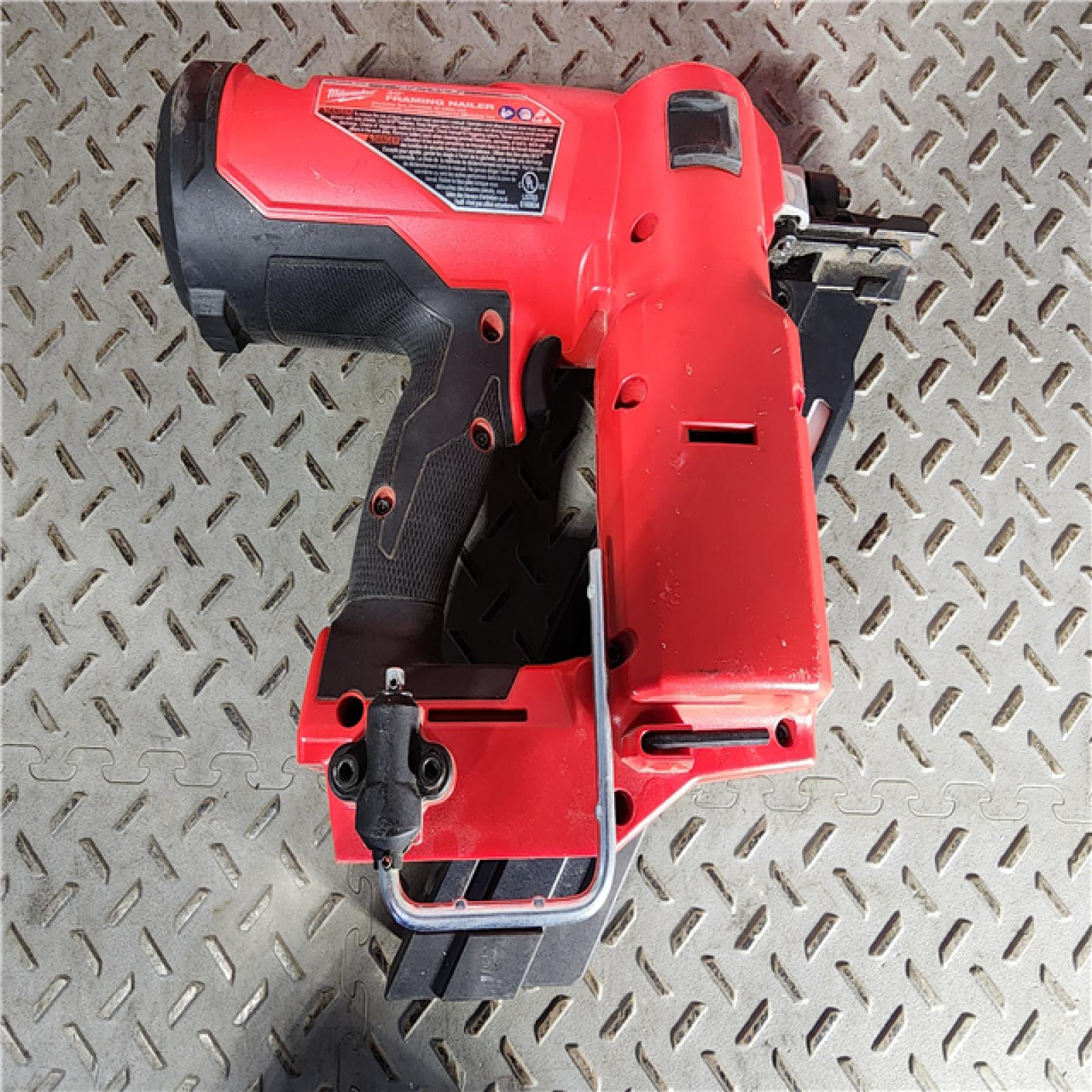 HOUSTON LOCATION - AS-IS M18 FUEL 3-1/2 in. 18-Volt 30-Degree Lithium-Ion Brushless Cordless Framing Nailer (Tool-Only)