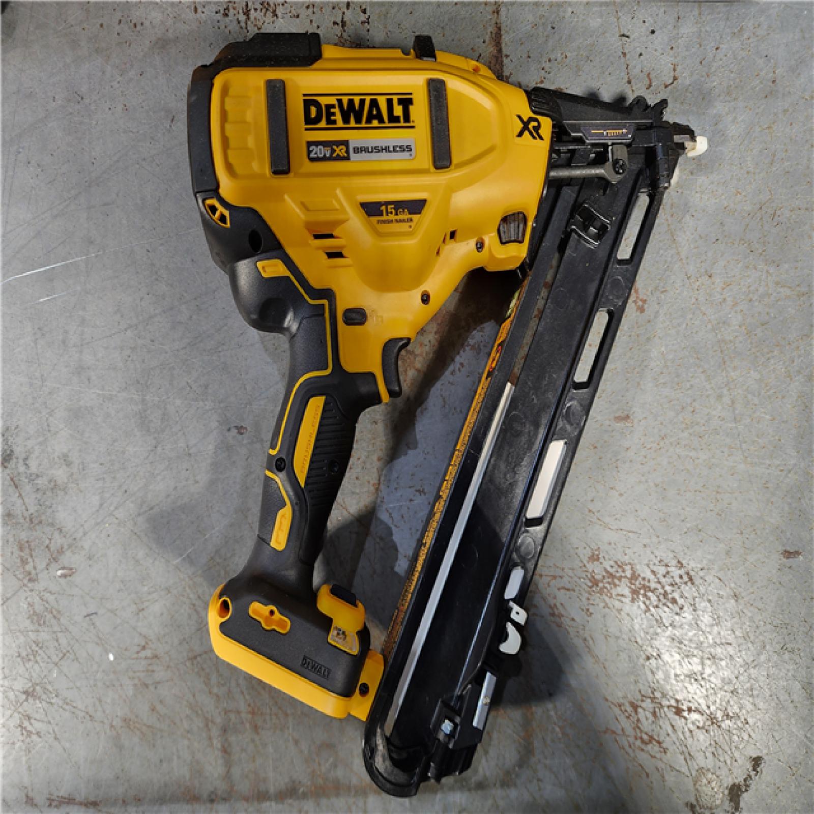 HOUSTON LOCATION - AS-IS (APPEARS LIKE NEW) DEWALT 20V MAX XR 15 Ga. Cordless 34 Deg Nailer 20 V