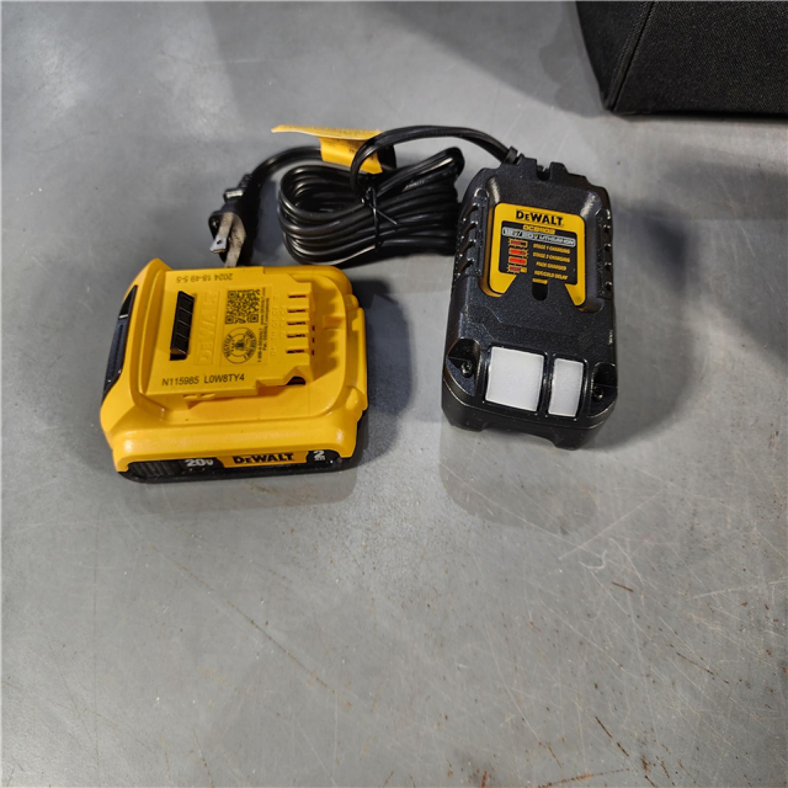 HOUSTON LOCATION - AS-IS in Box DEWALT DCN681D1 20V 18Ga Stapler Kit