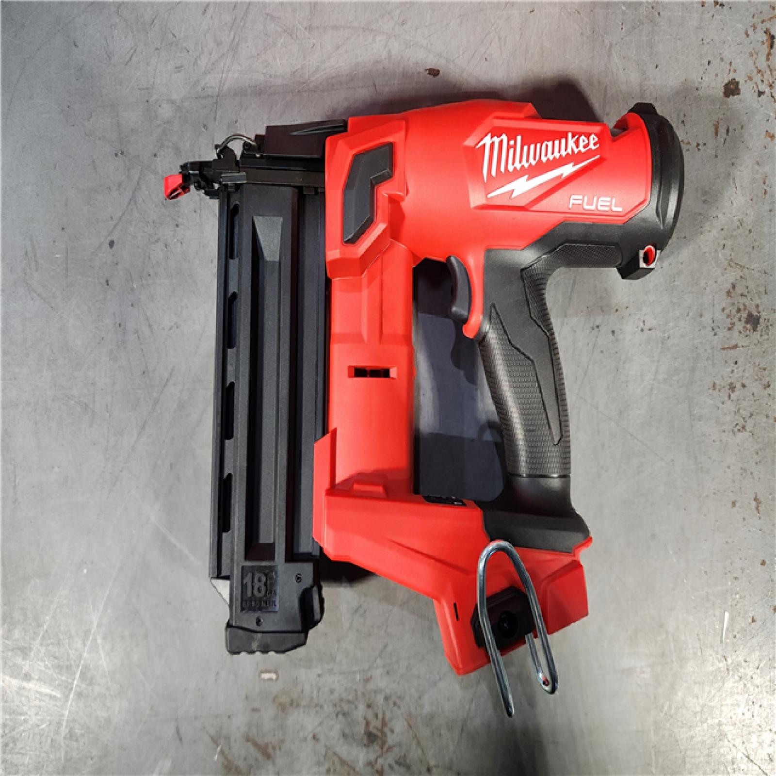 HOUSTON LOCATION - AS-IS (APPEARS LIKE NEW) Milwaukee M18 Fuel 18V Brushless 18-Gauge Brad Nailer 2746-20 (Bare Tool)