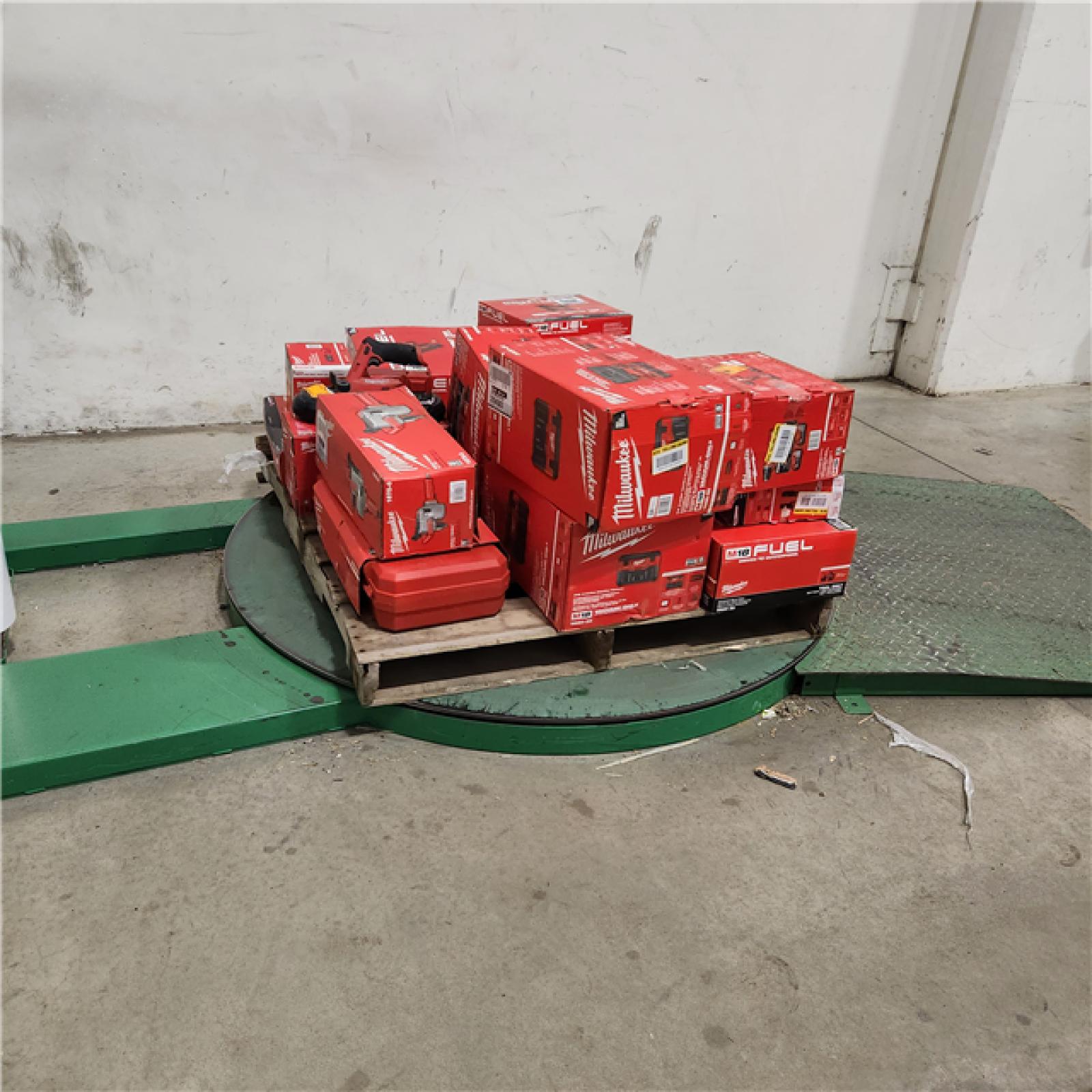 Dallas Location - As-Is MILWAUKEE Tool Pallet