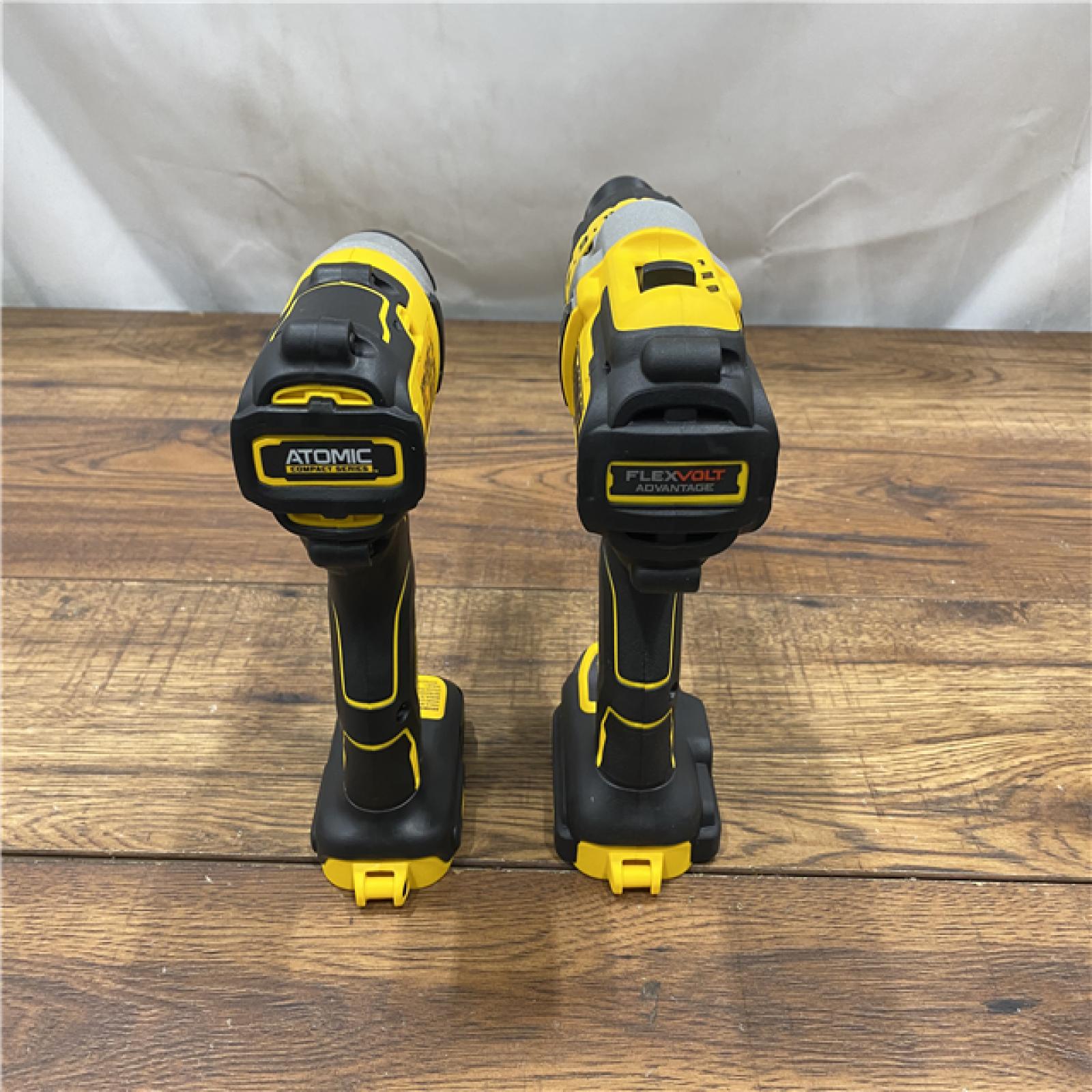 AS-IS DEWALT 20V MAX Cordless Brushless Hammer Drill/Driver 2 Tool Combo Kit with FLEXVOLT ADVANTAGE