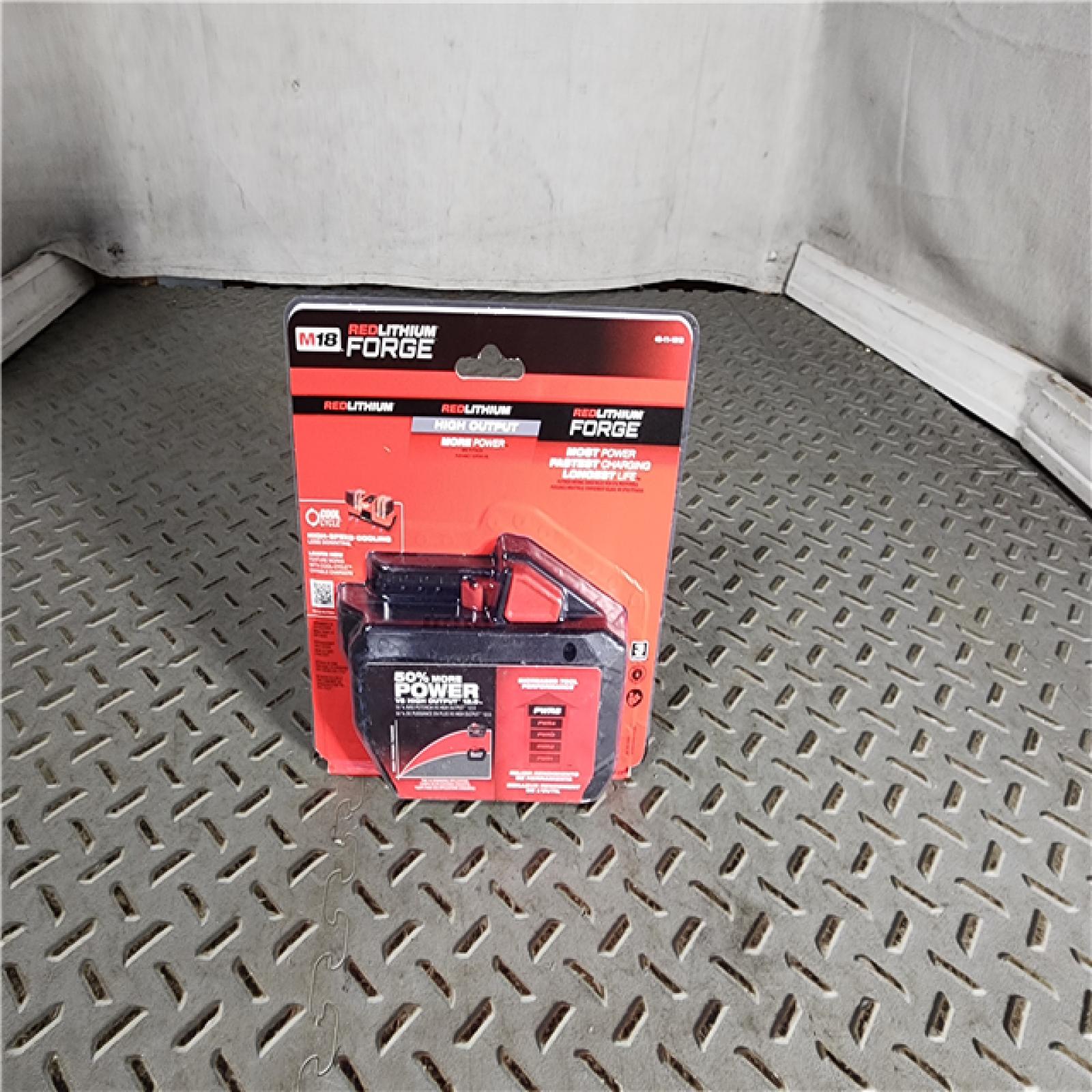 HOUSTON LOCATION - AS-IS (NEW) Milwaukee 48-11-1813 M18 REDLITHIUM FORGE High Output 12.0Ah Battery Pack