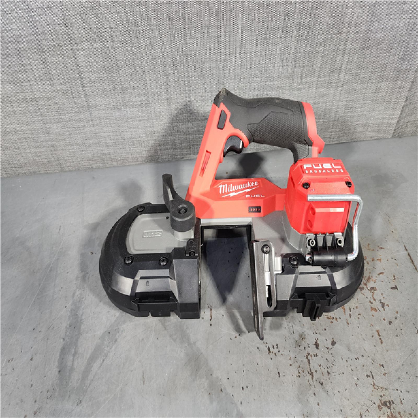 HOUSTON LOCATION - AS-IS Milwaukee 2529-20 M12 FUEL 12V Compact Band Saw (TOOL ONLY)