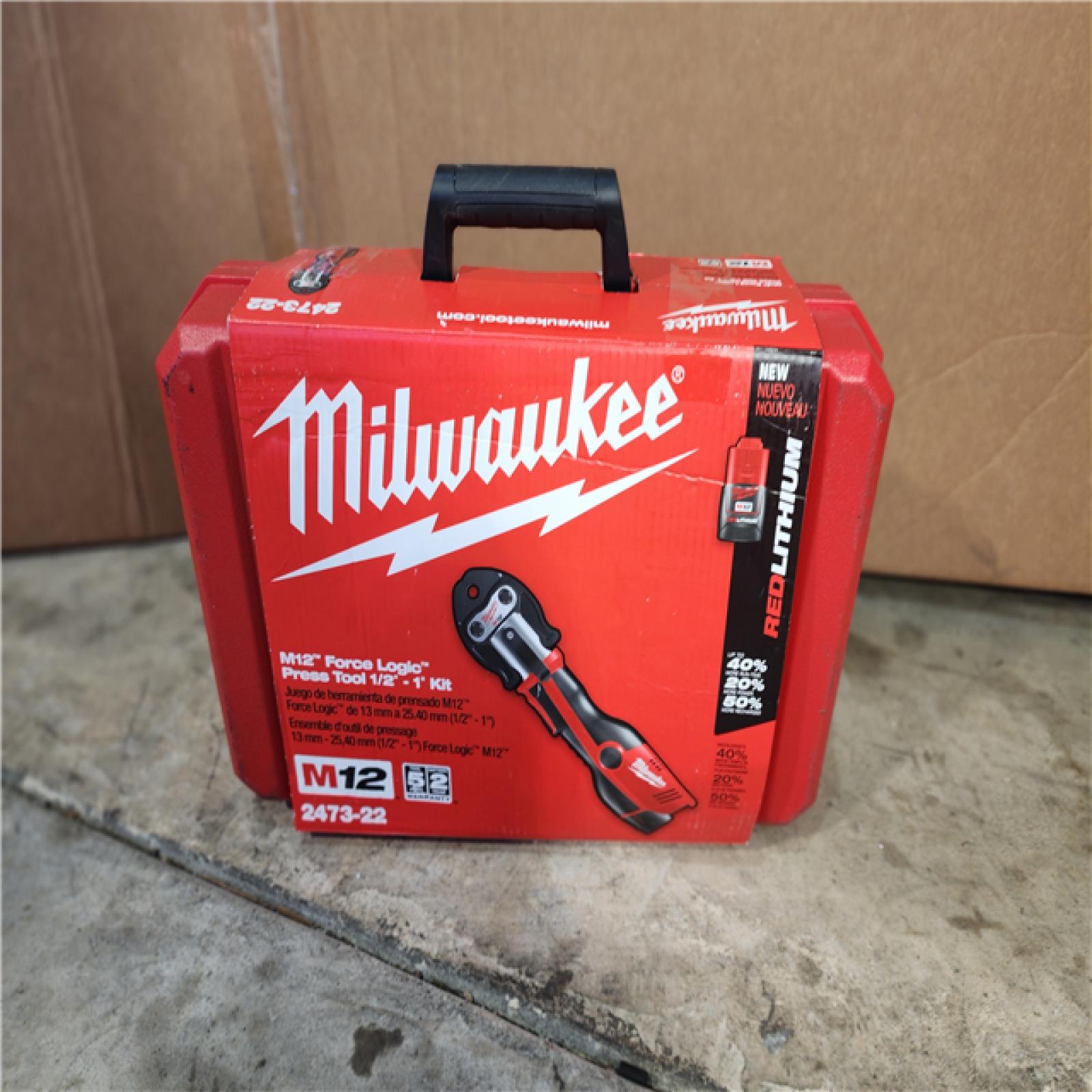 HOUSTON LOCATION - AS-IS (APPEARS LIKE NEW) Milwaukee M12 Force Logic Press Tool 1/2 in. to 1 in. Kit