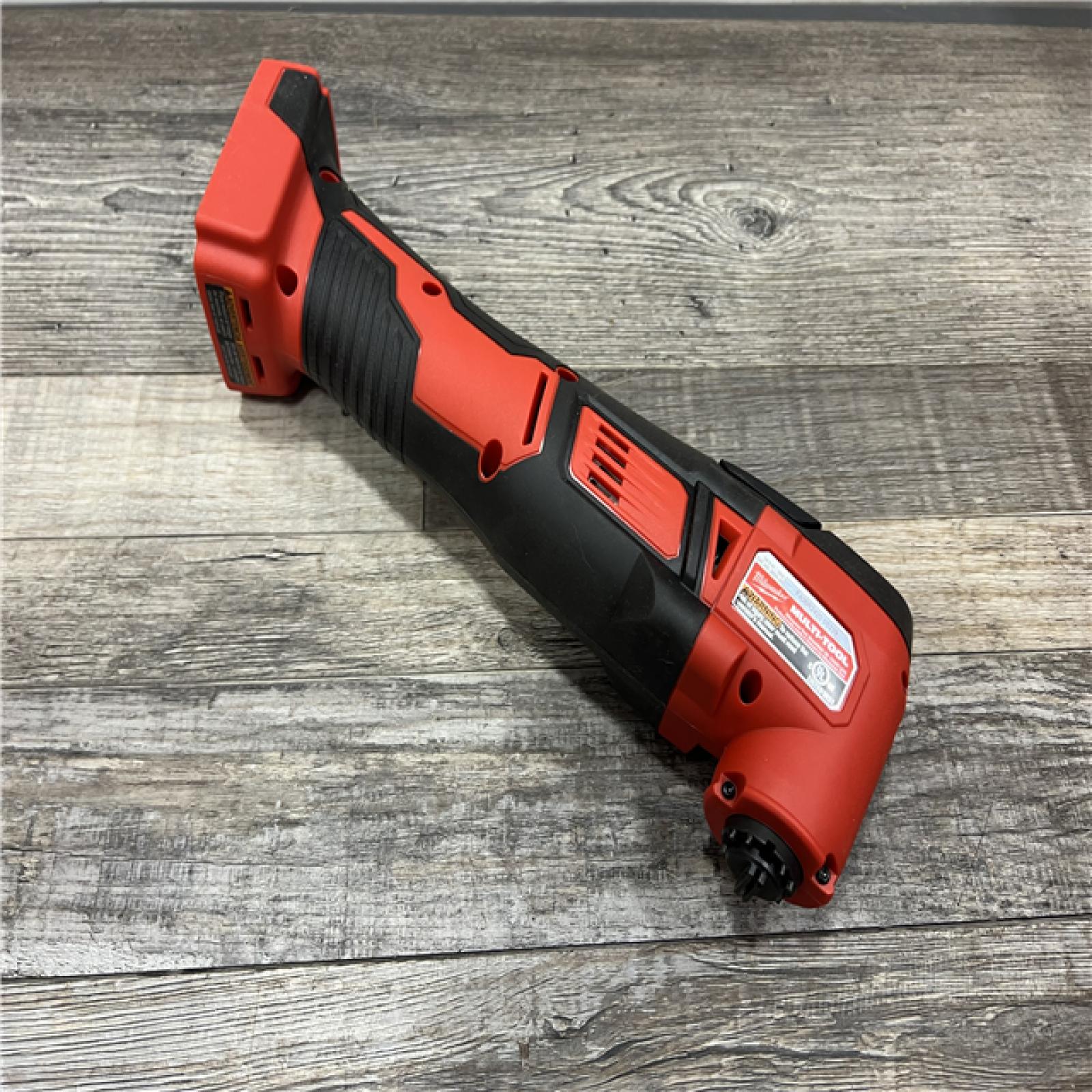 AS-IS Milwaukee 2626-20 M18 Lithium-Ion Cordless Multi-Tool (Tool Only)