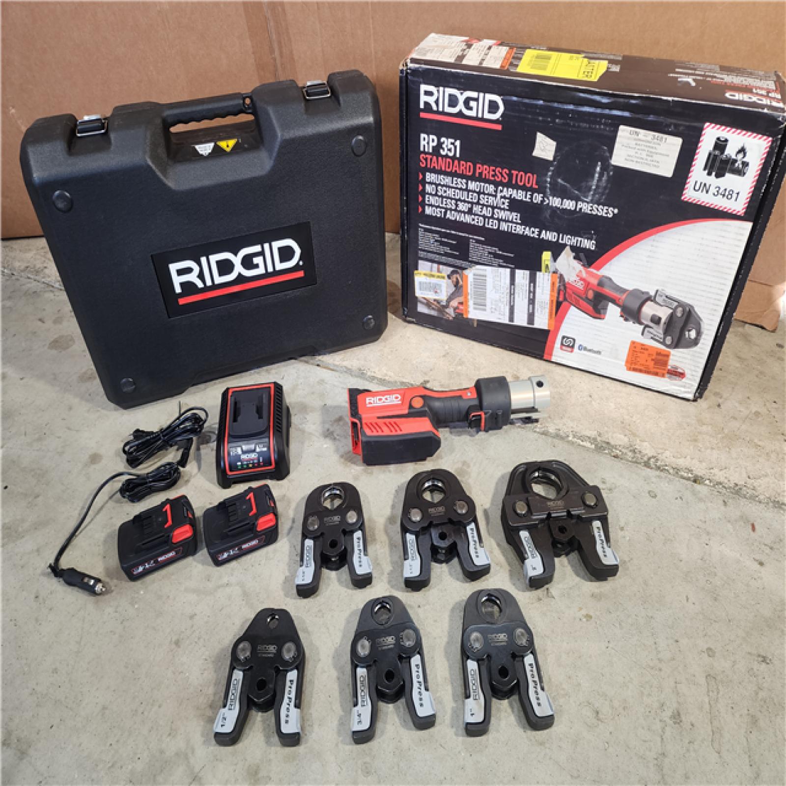 HOUSTON LOCATION - AS-IS (APPEARS LIKE NEW) RIDGID RP 351 Battery Kit W/ProPress Jaws, 1/2 to 2, 18V Li-Ion