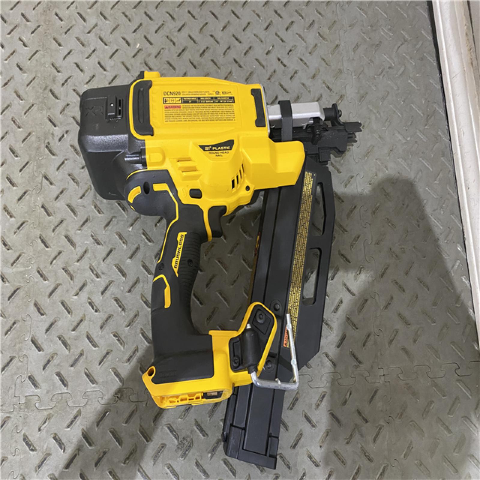 Houston location AS-IS DEWALT 20-Volt 21Â° Cordless Framing Nailer (Tool-Only)