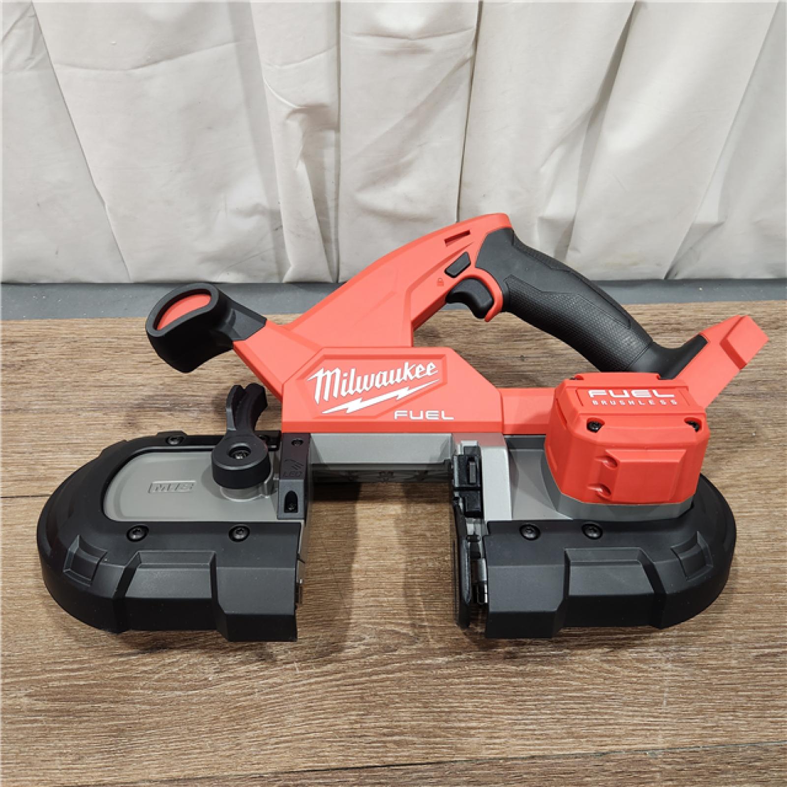 AS-IS Milwaukee M18 FUEL Compact Band Saw