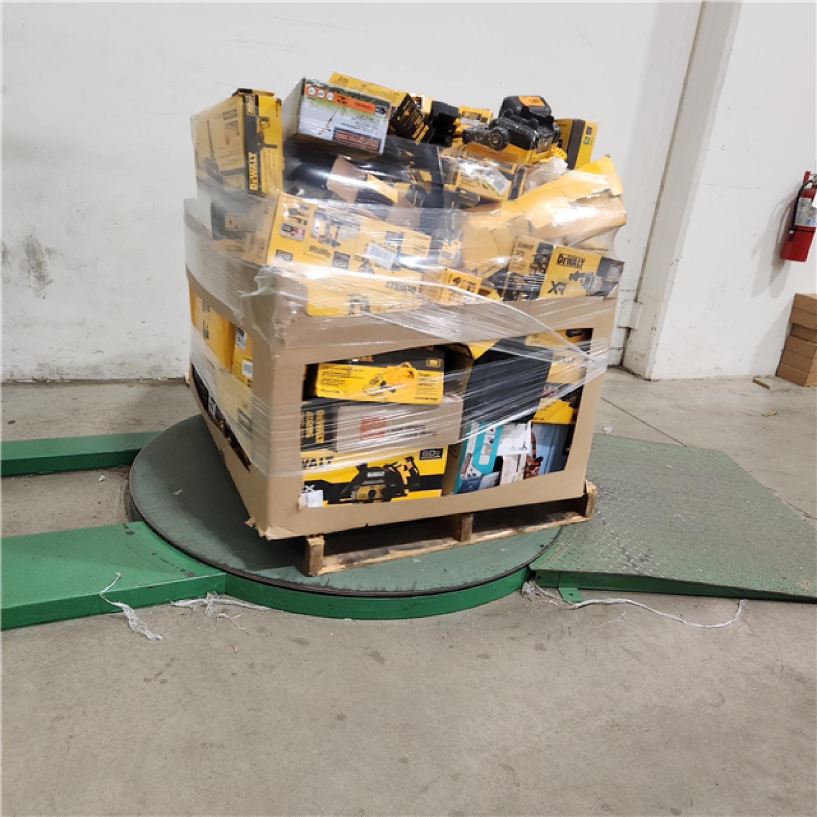 Dallas Location - As-Is DEWALT Tool Pallet